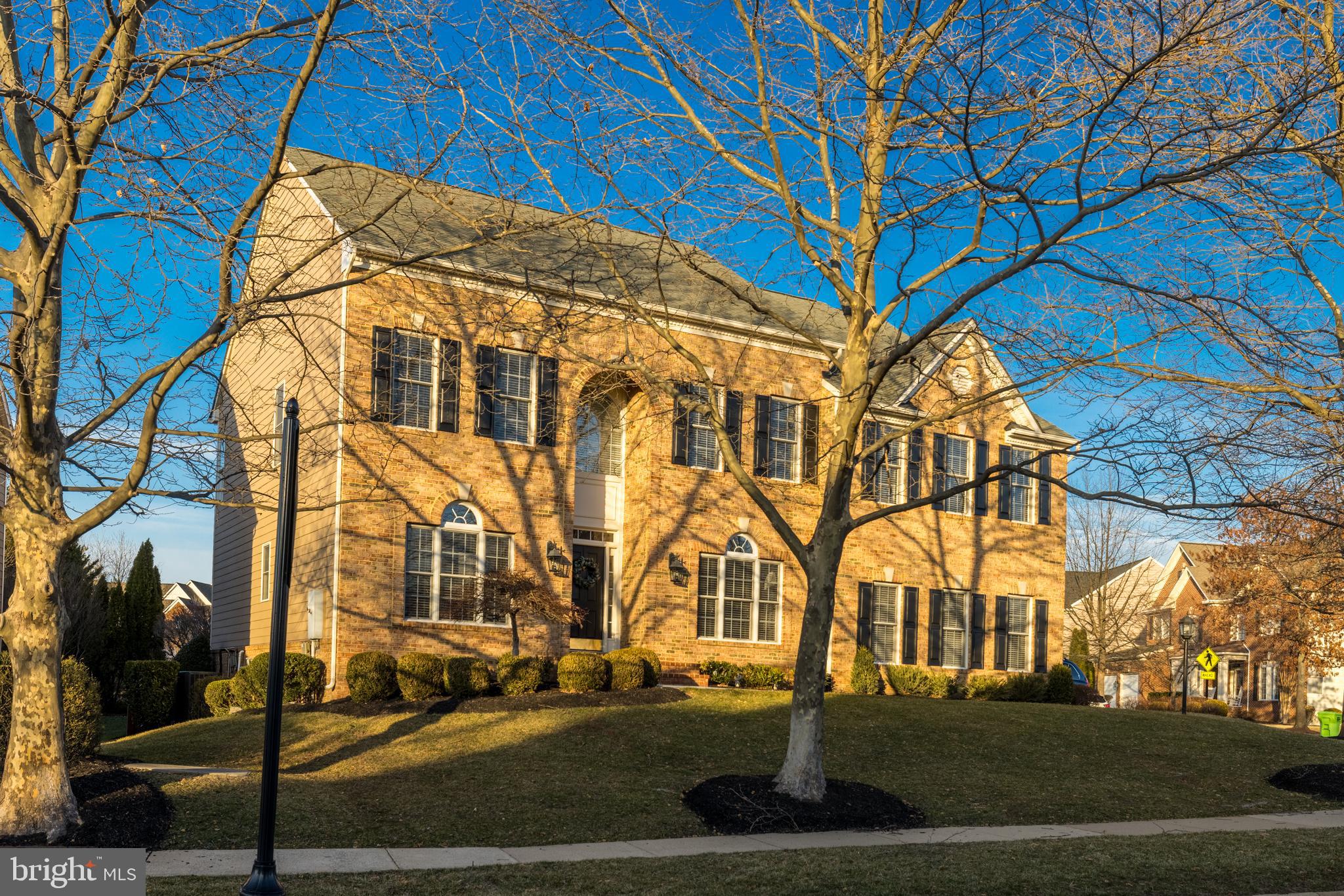 LANSDOWNE ON THE POTOMAC - Residential