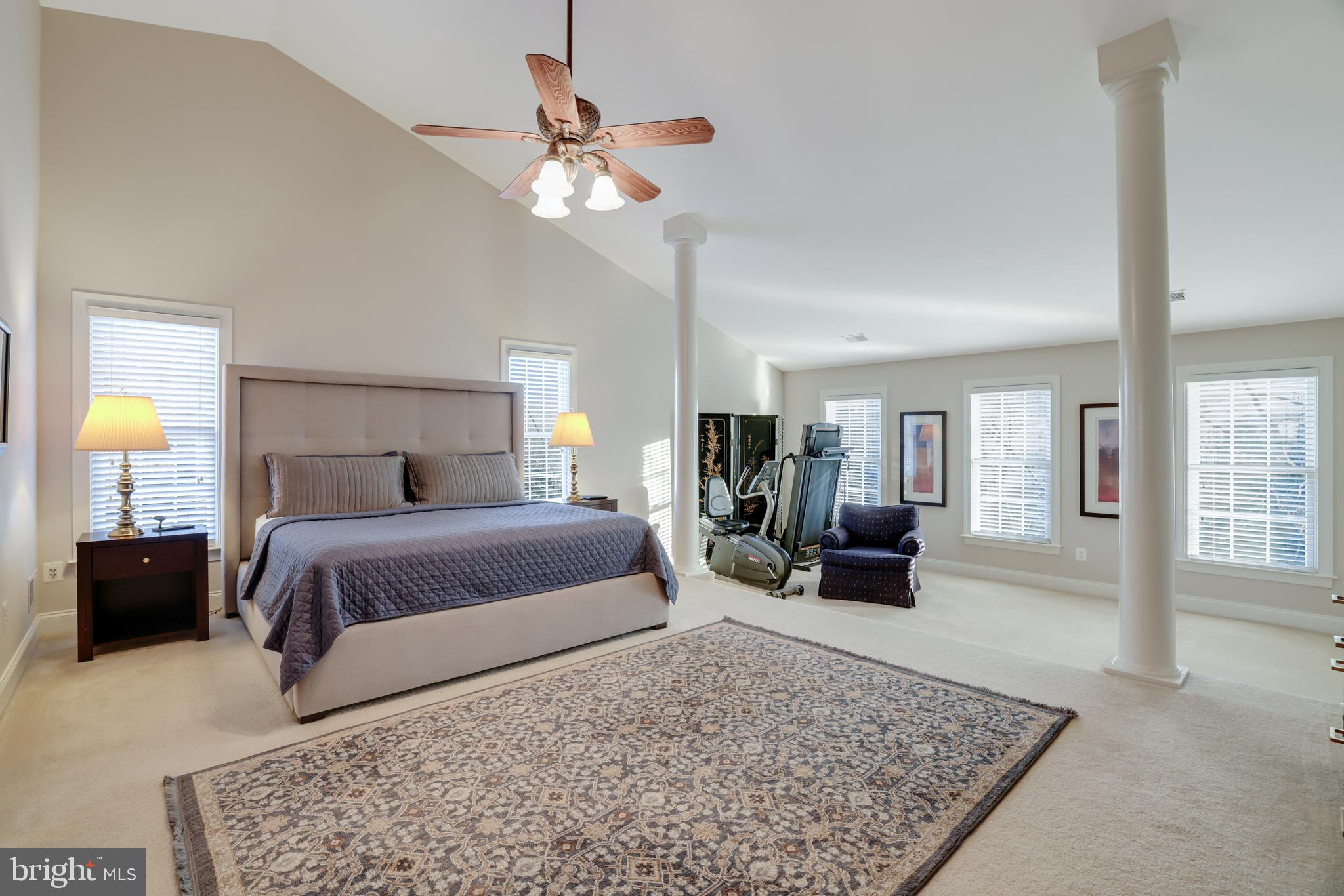 LANSDOWNE ON THE POTOMAC - Residential