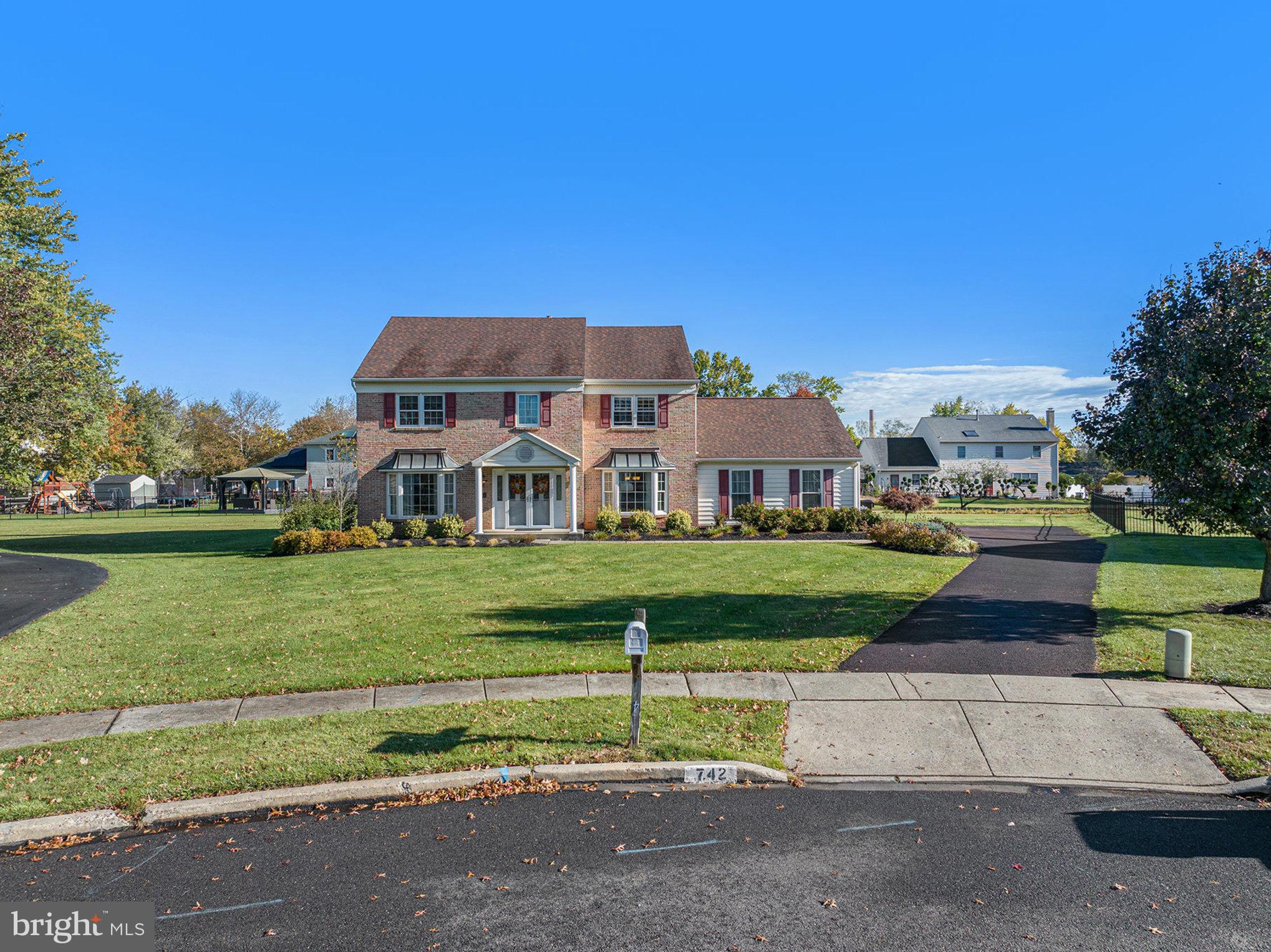 BRIAR GLEN - Residential