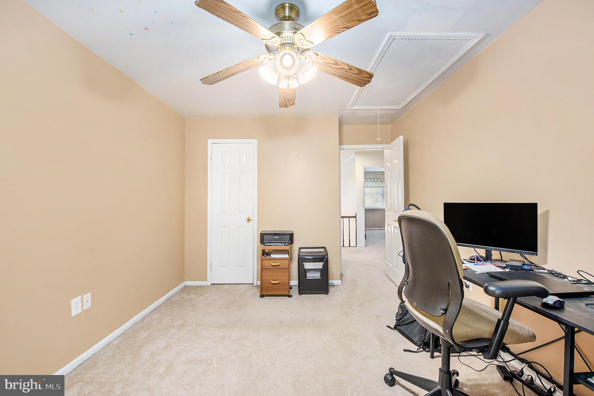 BRIAR GLEN - Residential