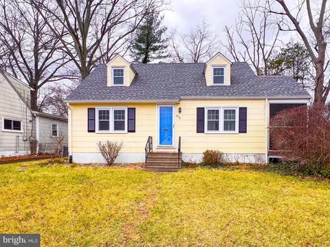 672 Osborne Avenue, Morrisville, PA 19067 - MLS#: PABU2090206