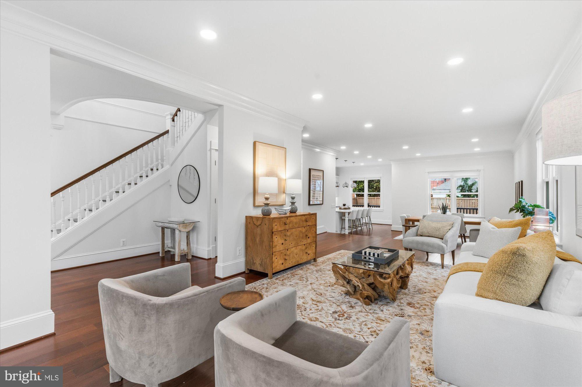 DEL RAY - Residential