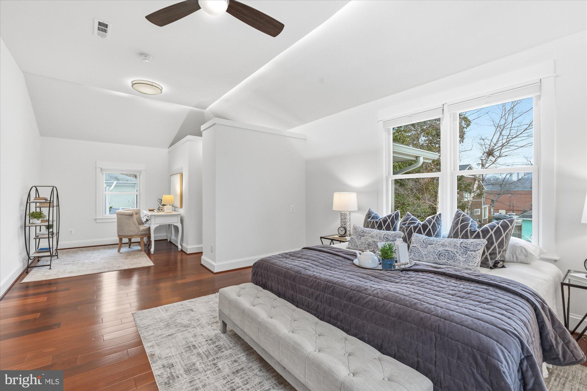 DEL RAY - Residential