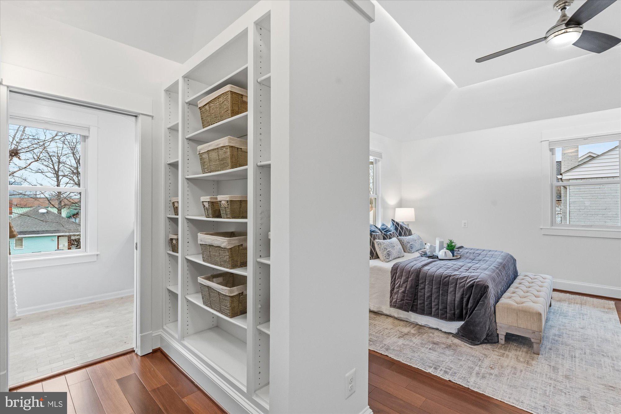 DEL RAY - Residential