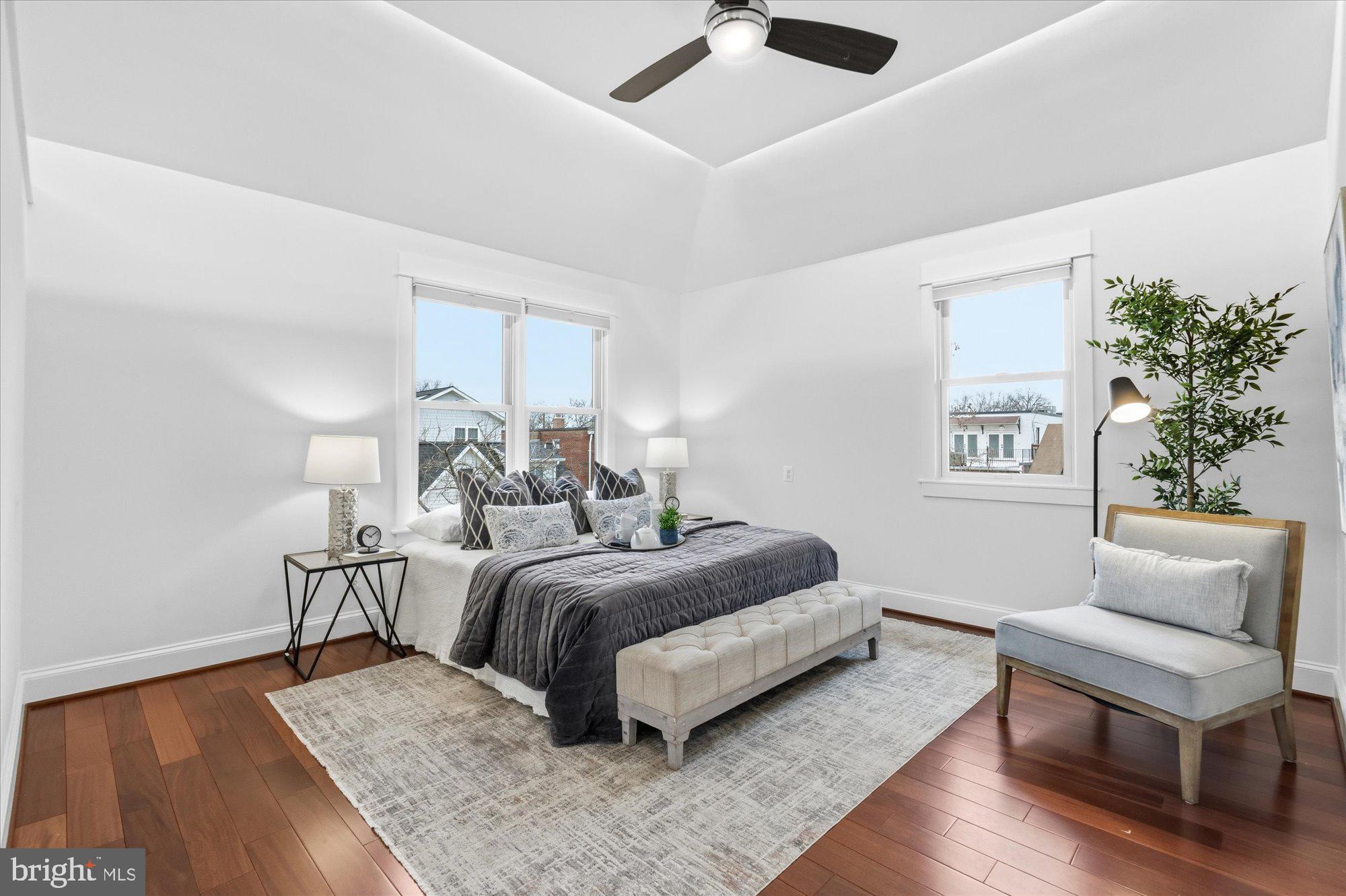 DEL RAY - Residential