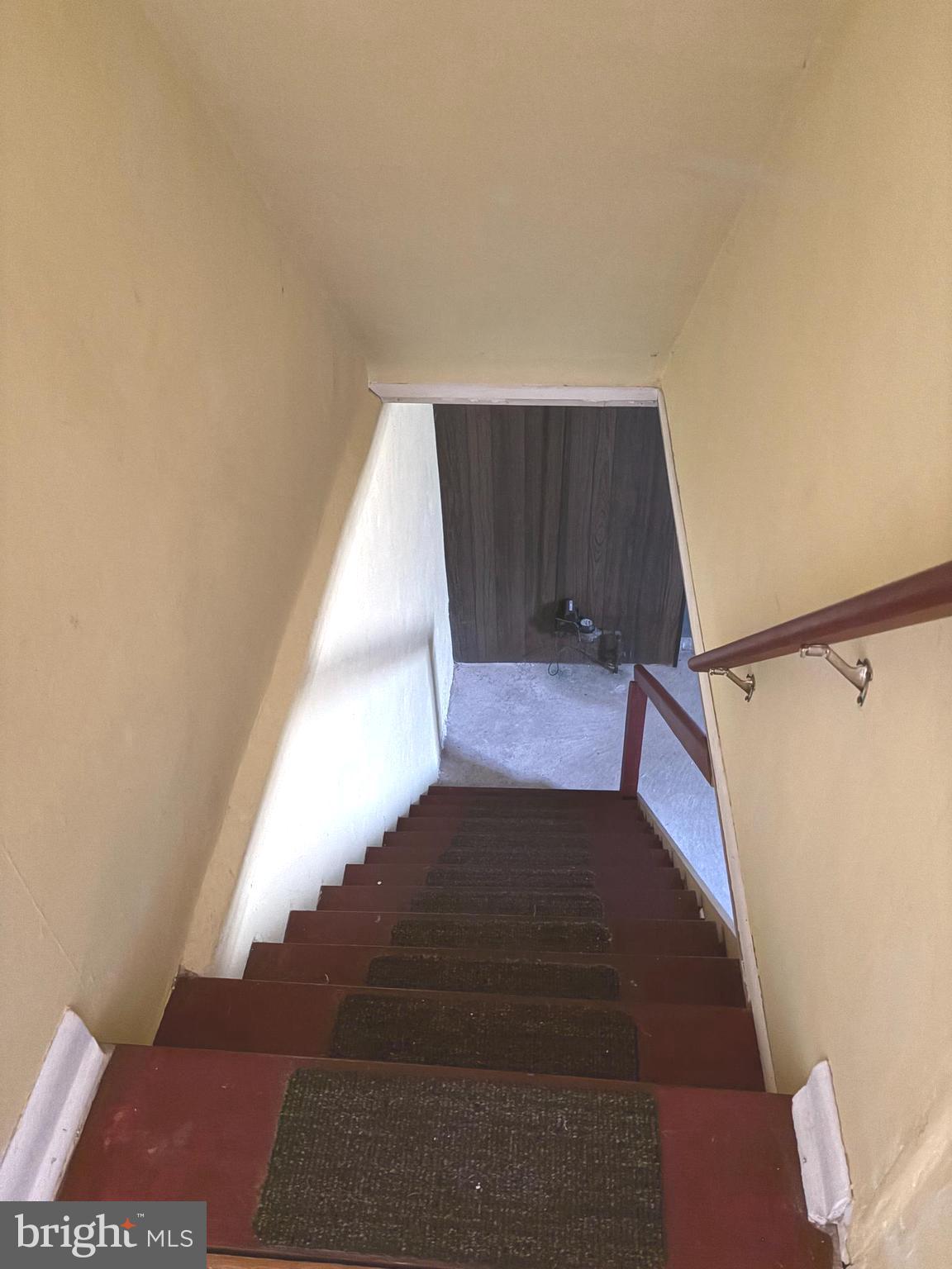 SUMMERDALE - Residential Lease