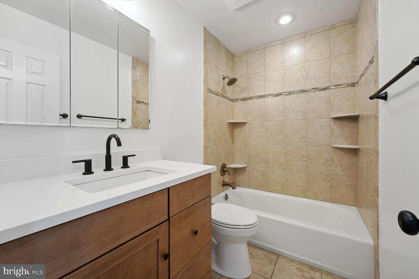 ELLENWOOD - Residential