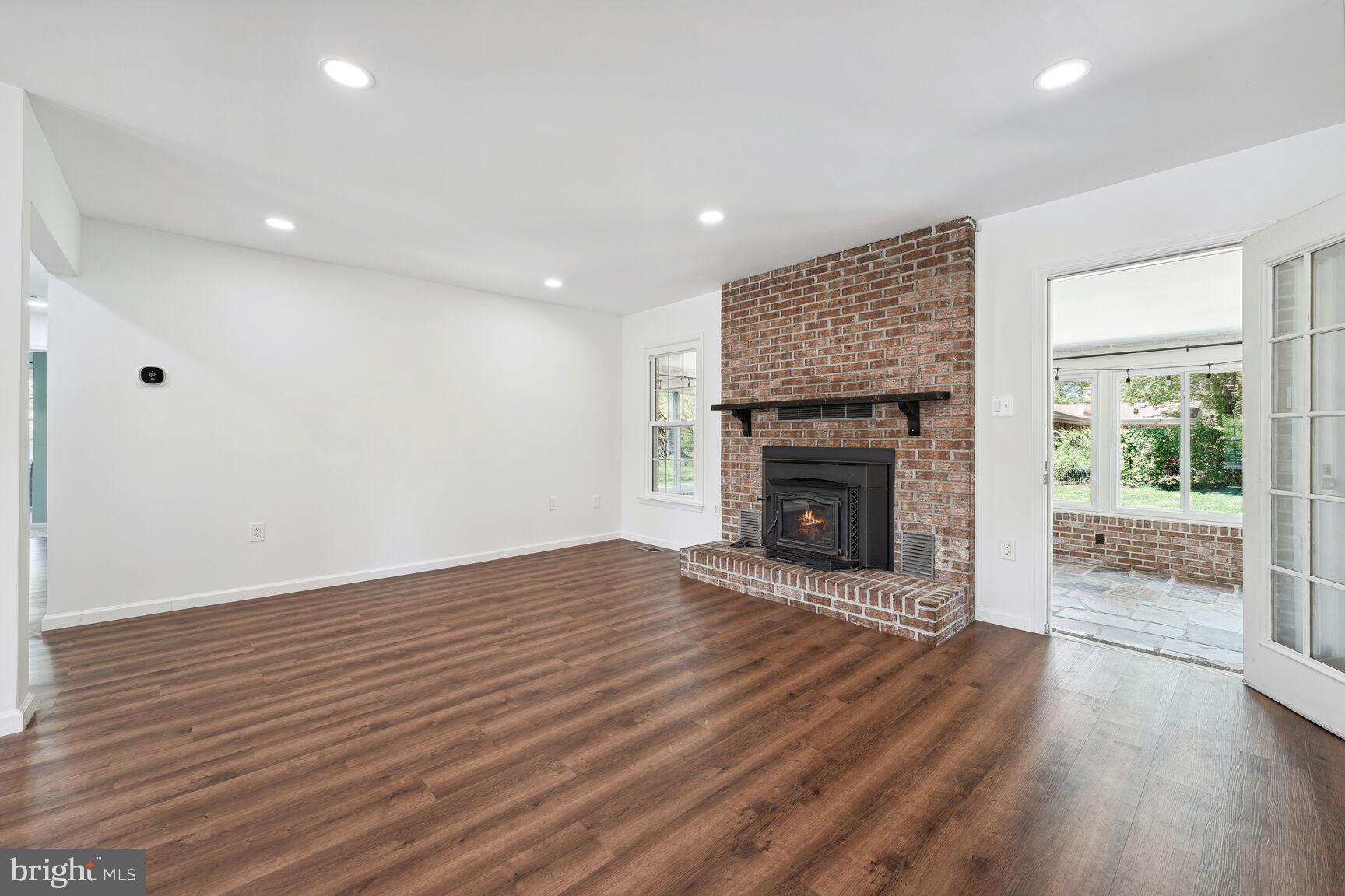 ELLENWOOD - Residential