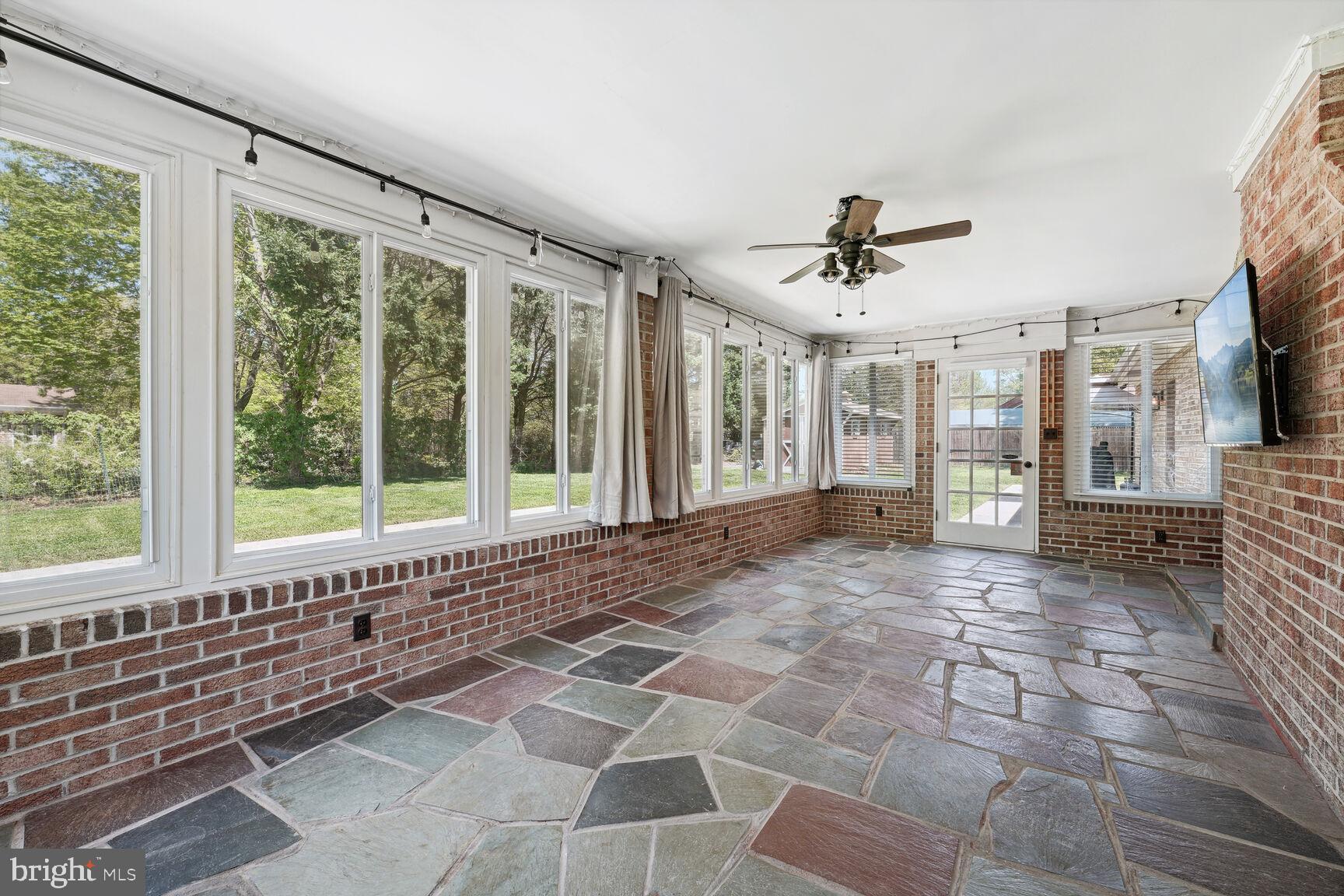 ELLENWOOD - Residential