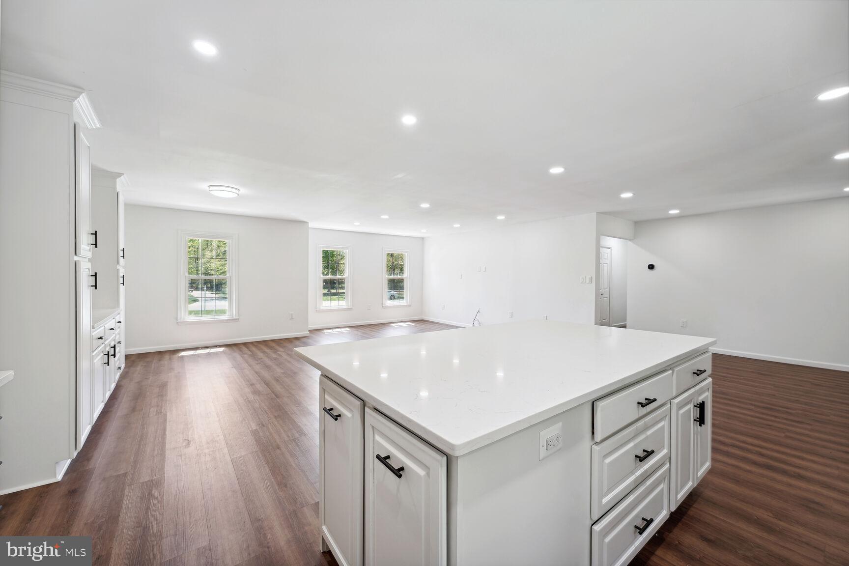 ELLENWOOD - Residential