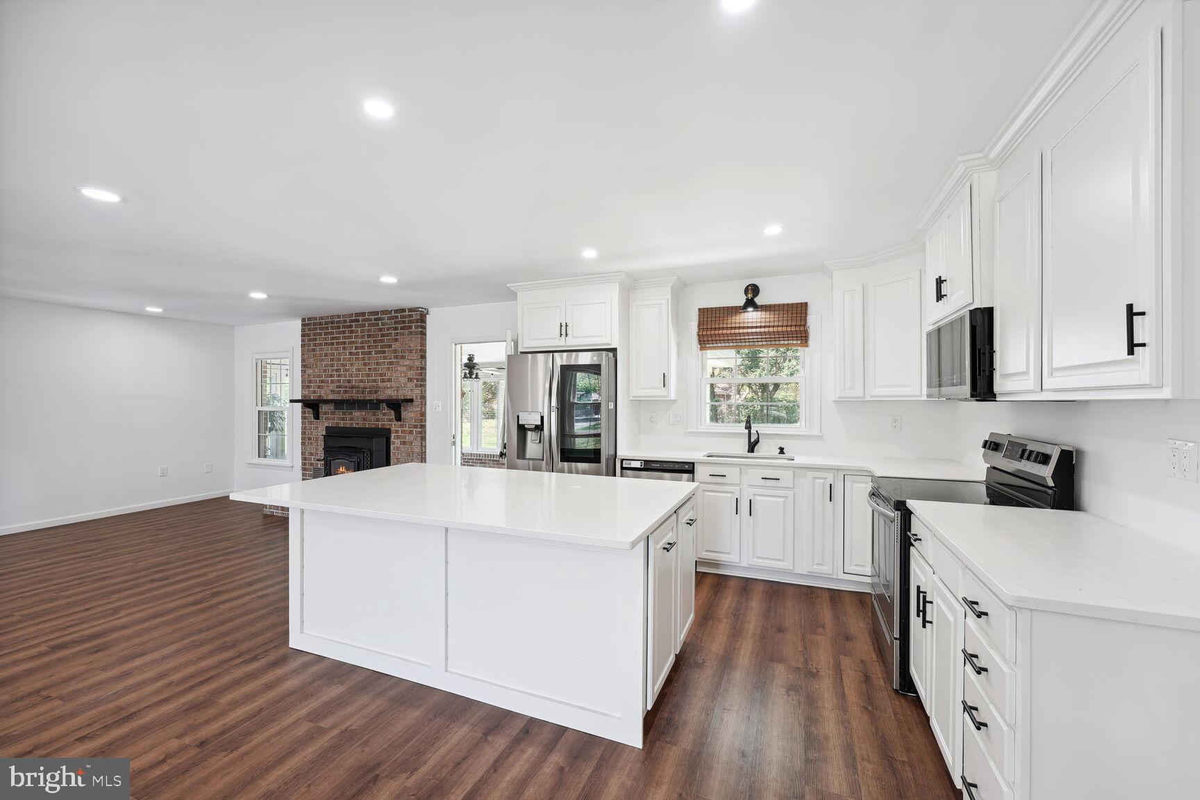 ELLENWOOD - Residential