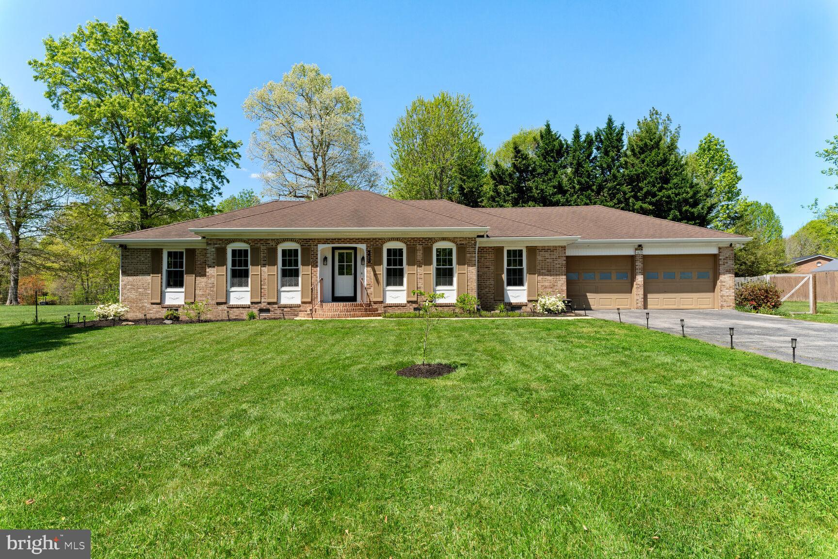 ELLENWOOD - Residential