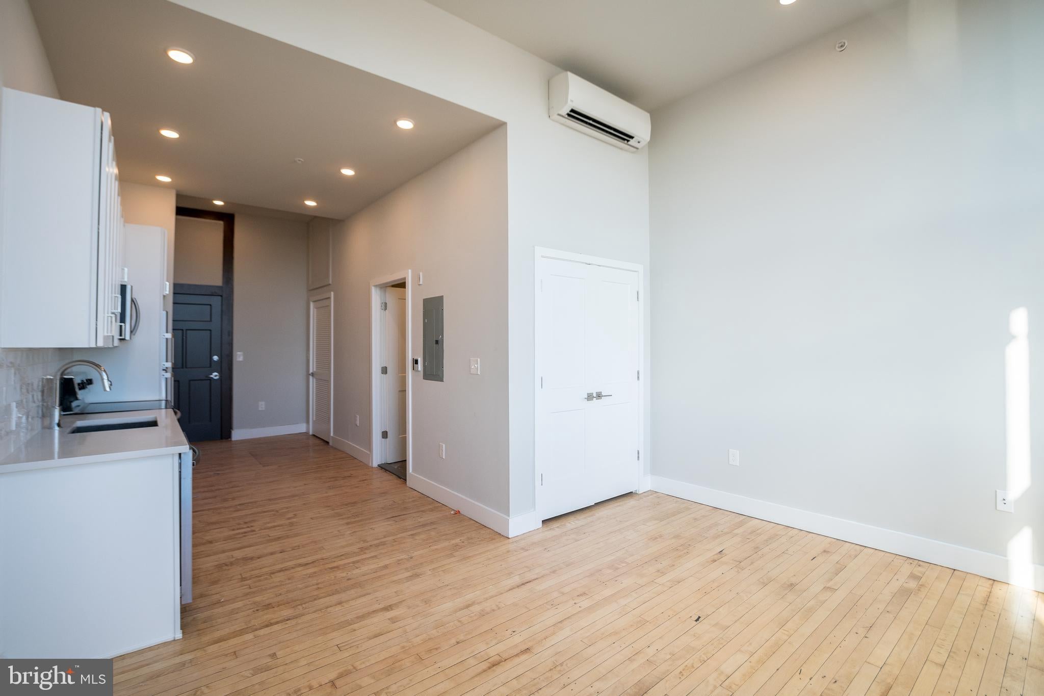 1300 S 19TH STREET UNIT 210