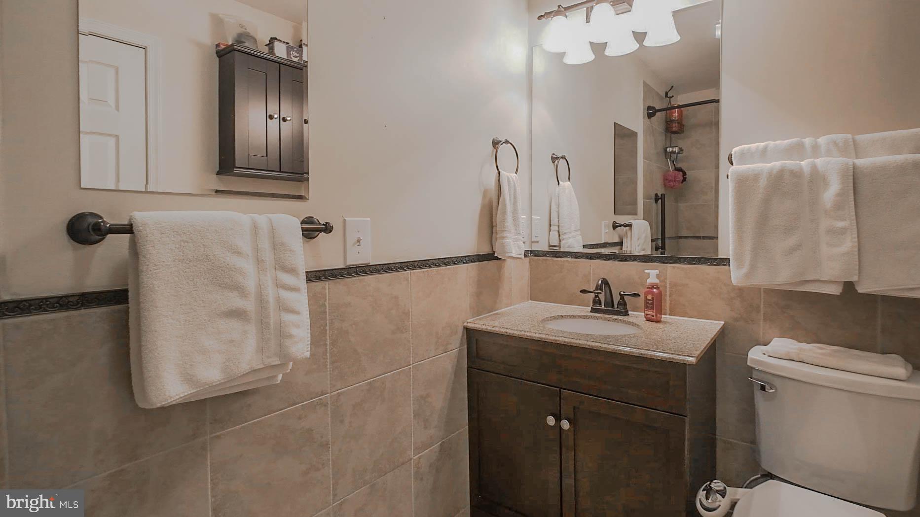 BERKELEY MANOR - Residential