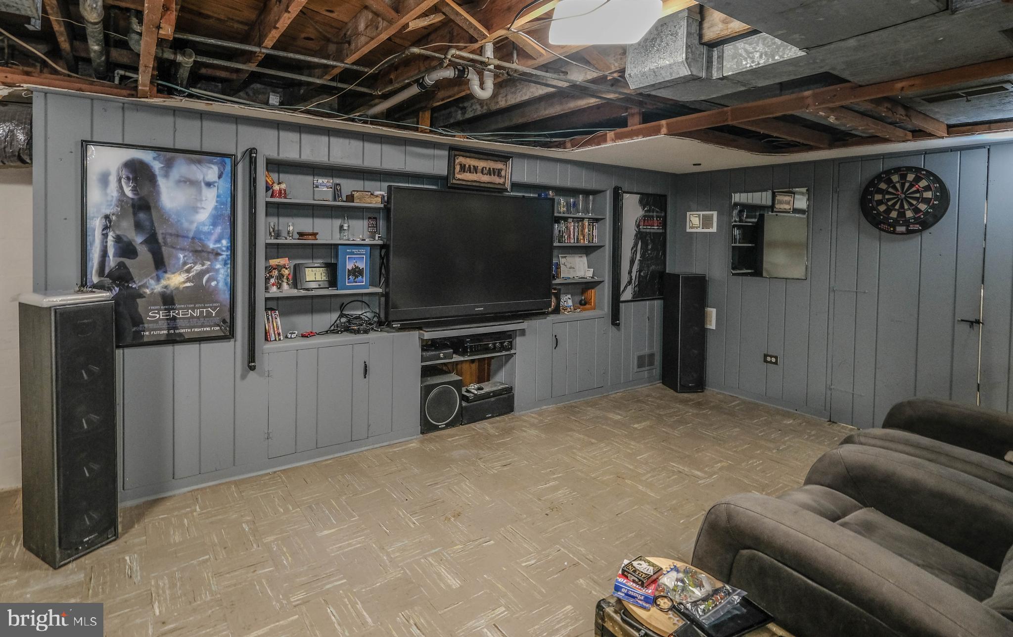 BERKELEY MANOR - Residential