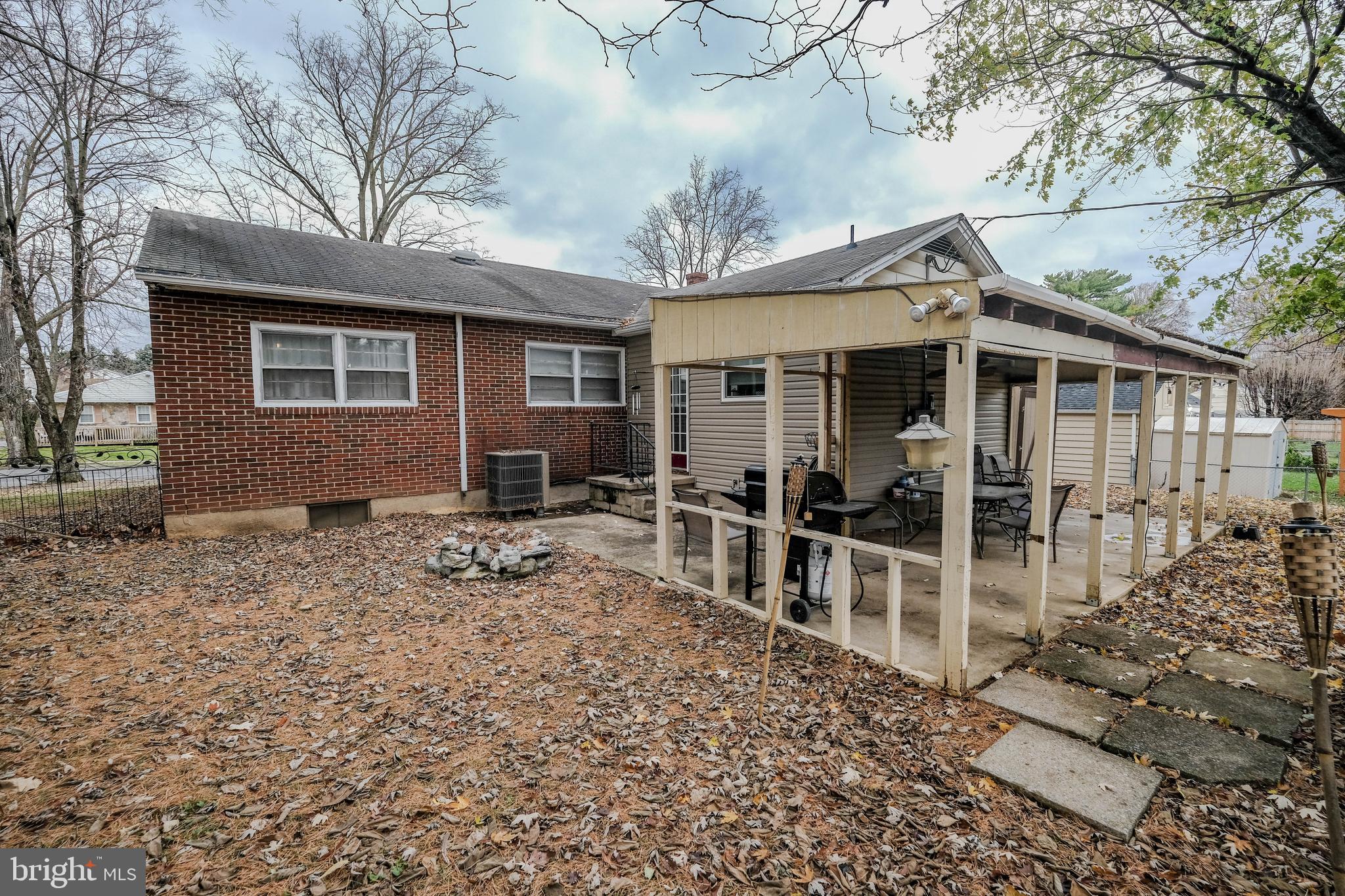 BERKELEY MANOR - Residential