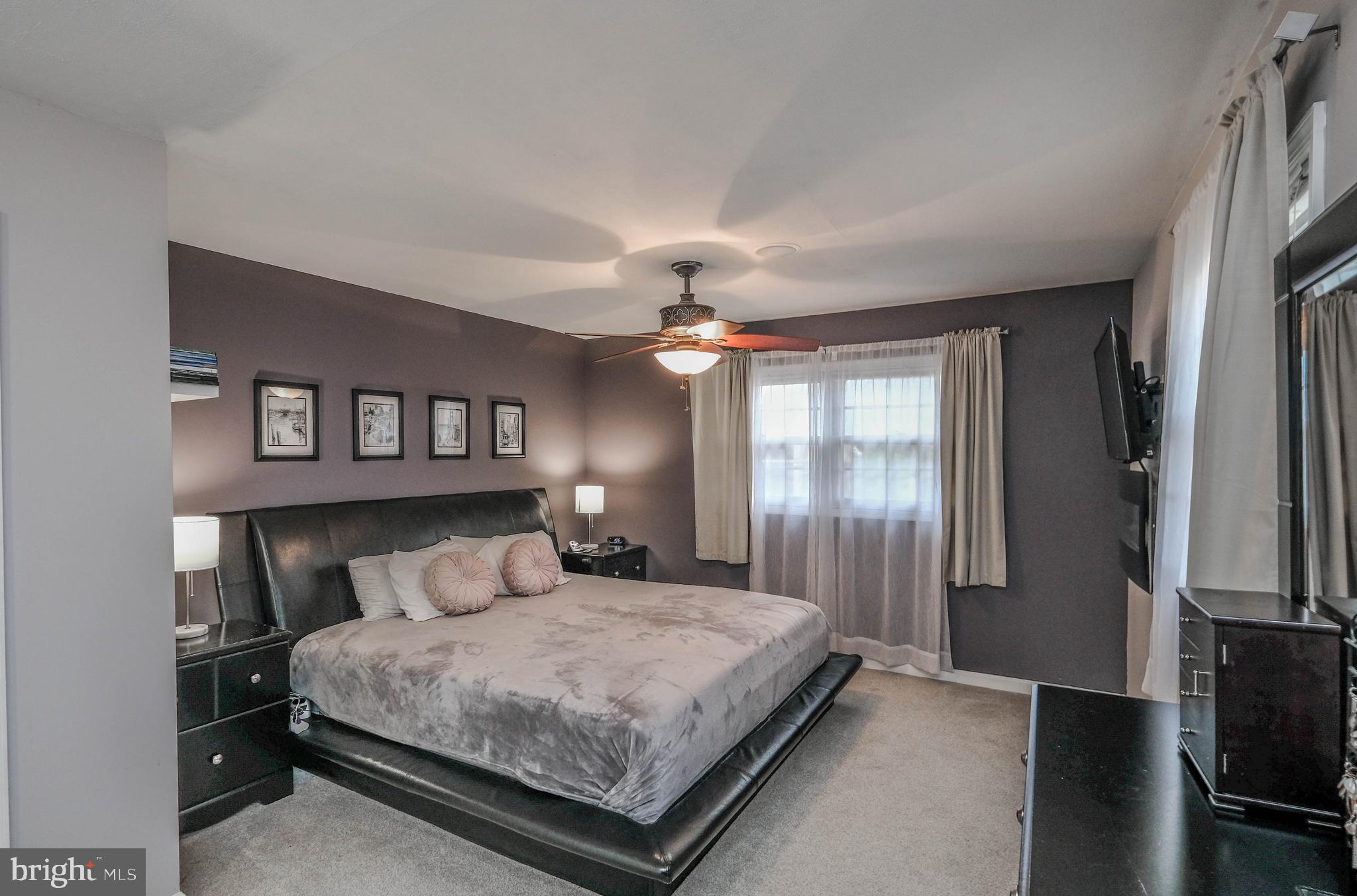 BERKELEY MANOR - Residential