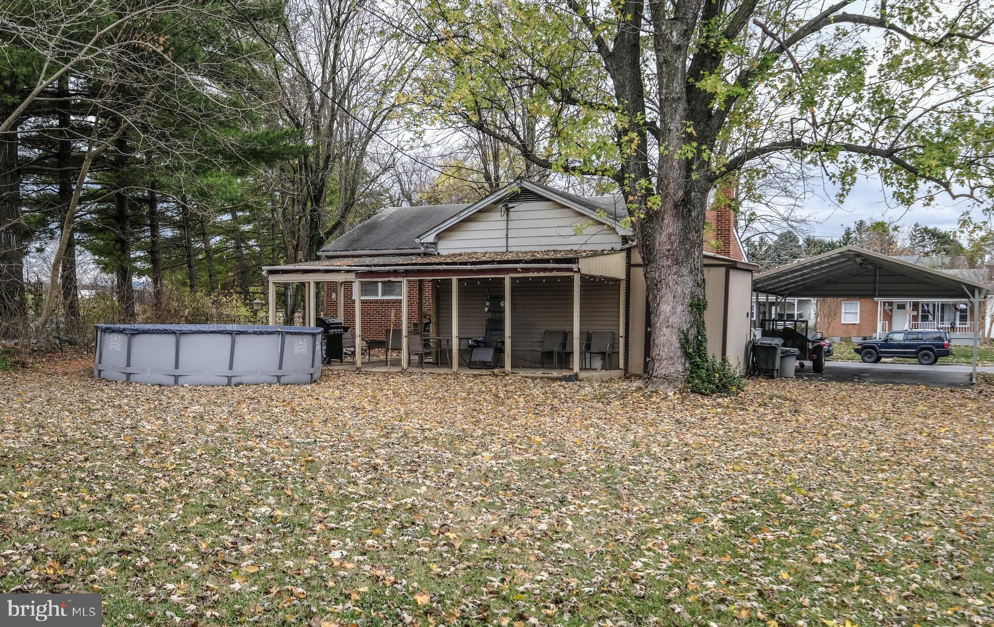 BERKELEY MANOR - Residential
