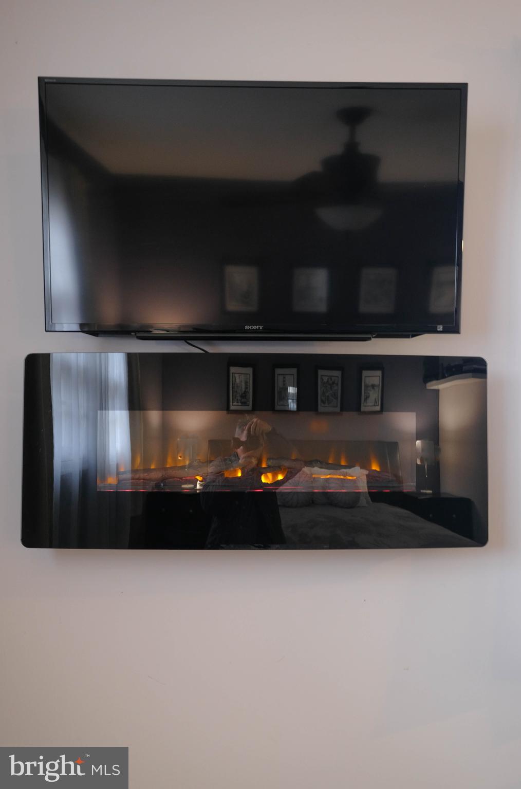 BERKELEY MANOR - Residential