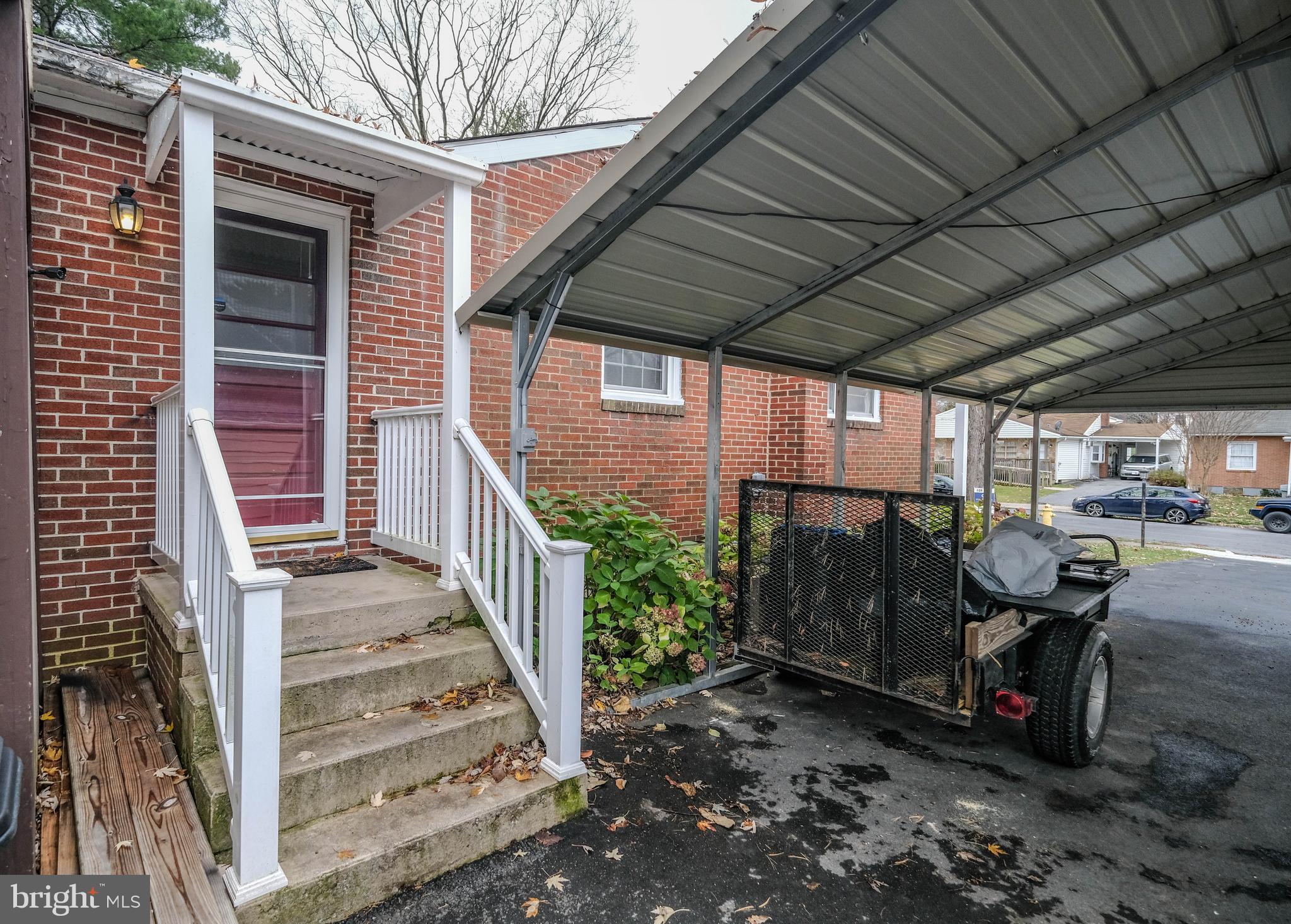 BERKELEY MANOR - Residential