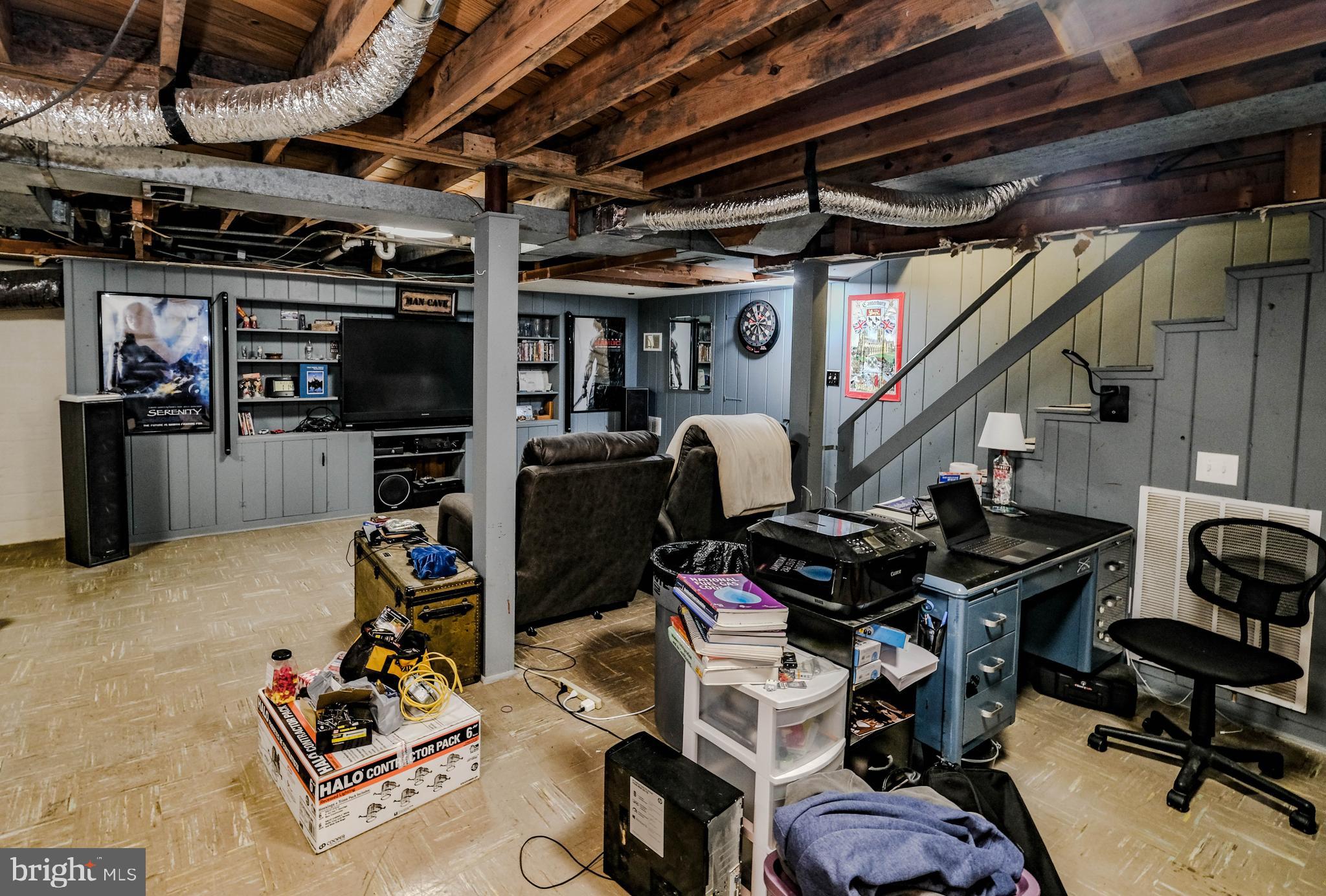 BERKELEY MANOR - Residential