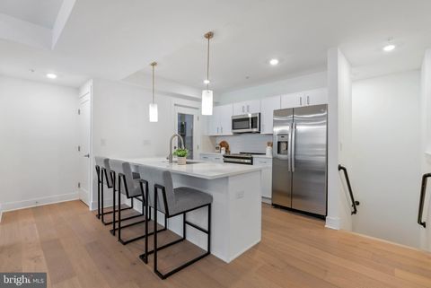 825 BAINBRIDGE STREET 101 PHILADELPHIA PA 19147