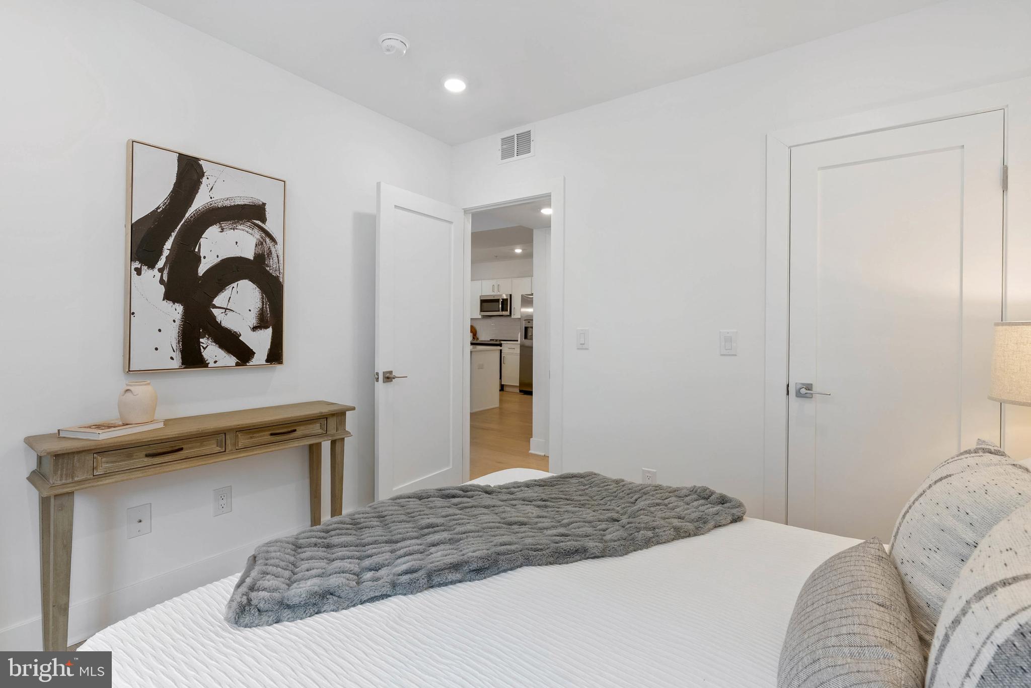 BELLA VISTA - Residential