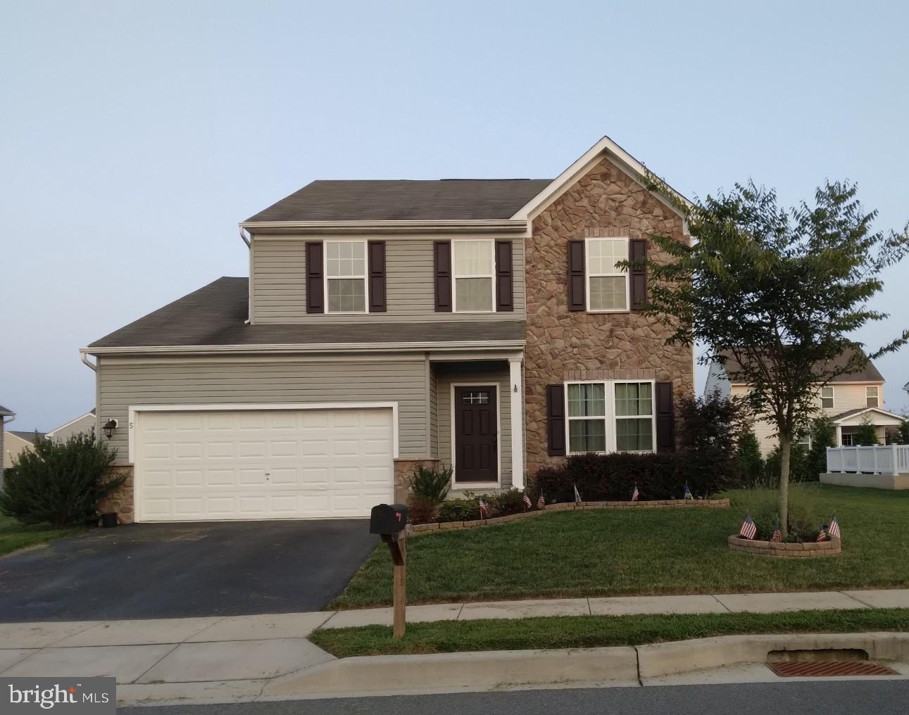 5 FOXTRAIL ROAD