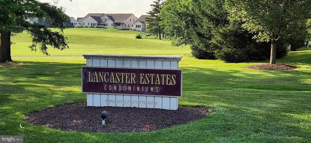 Photo of 102 Lancaster Estate, MOUNT JOY, PA 17552 (MLS # PALA2076088)