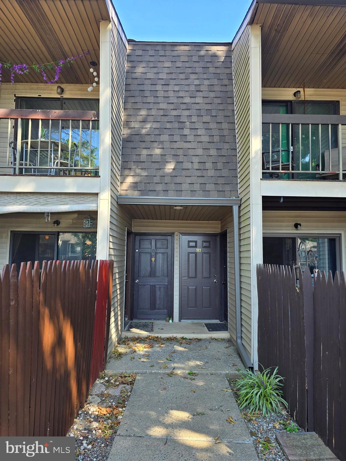 102 LANCASTER ESTATE