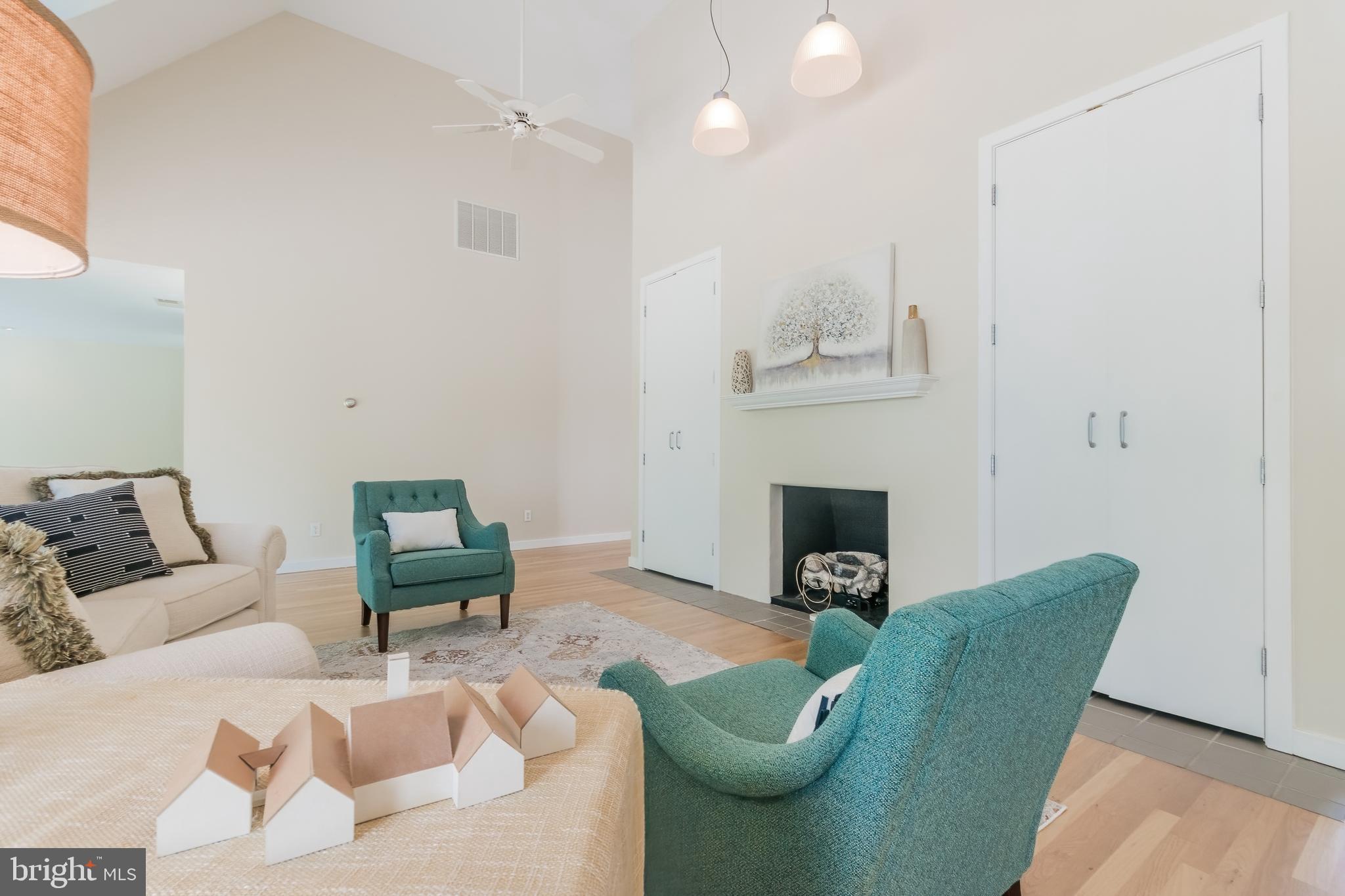 HOWARD FARM - Residential