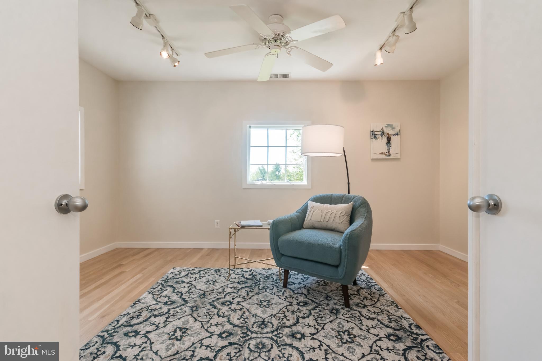 HOWARD FARM - Residential