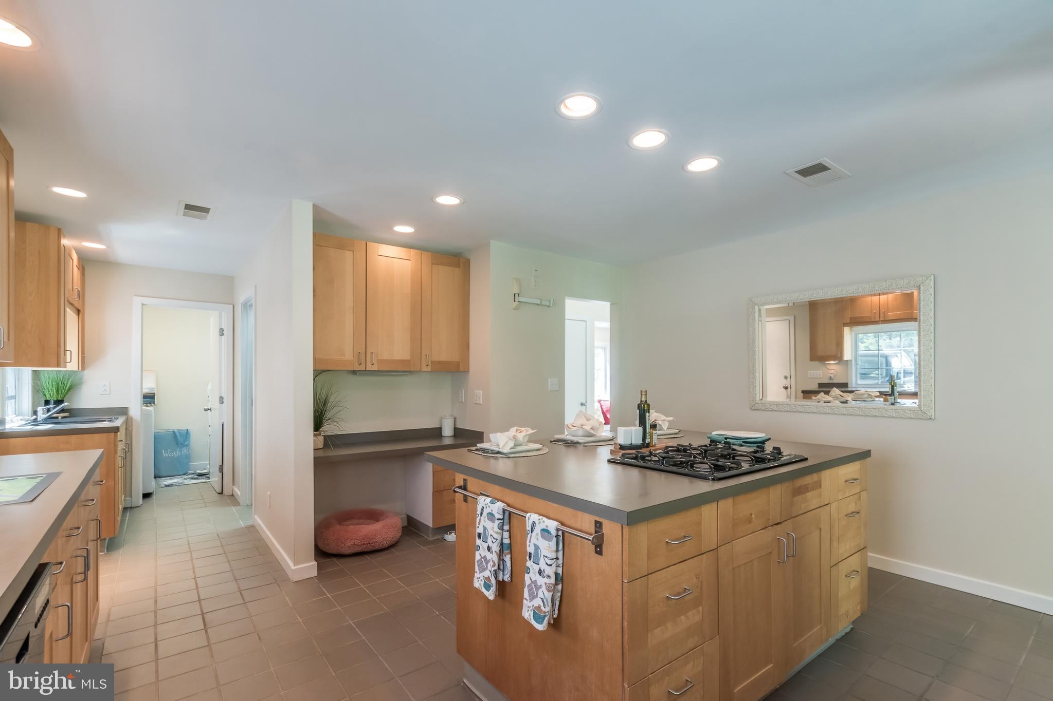 HOWARD FARM - Residential