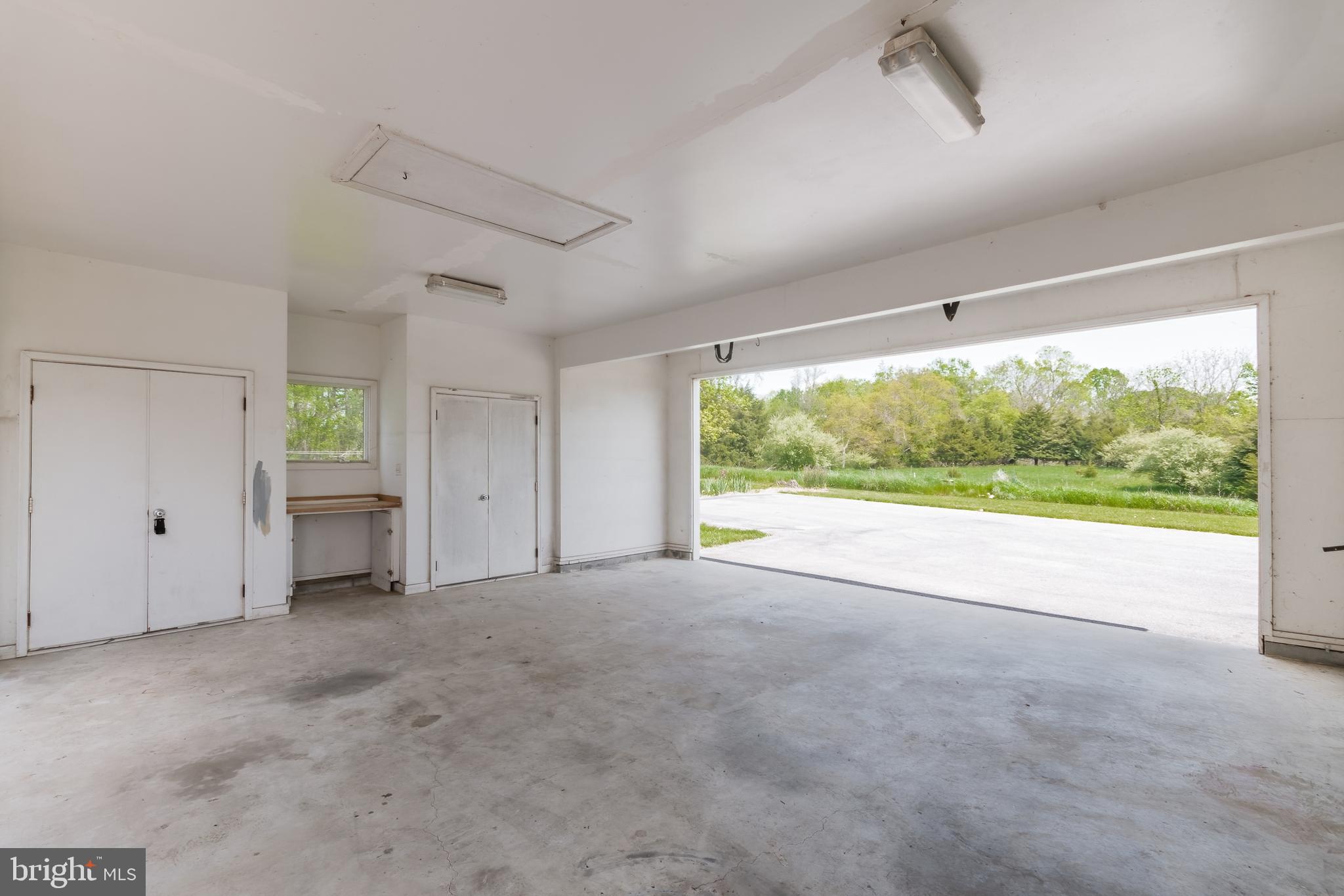 HOWARD FARM - Residential