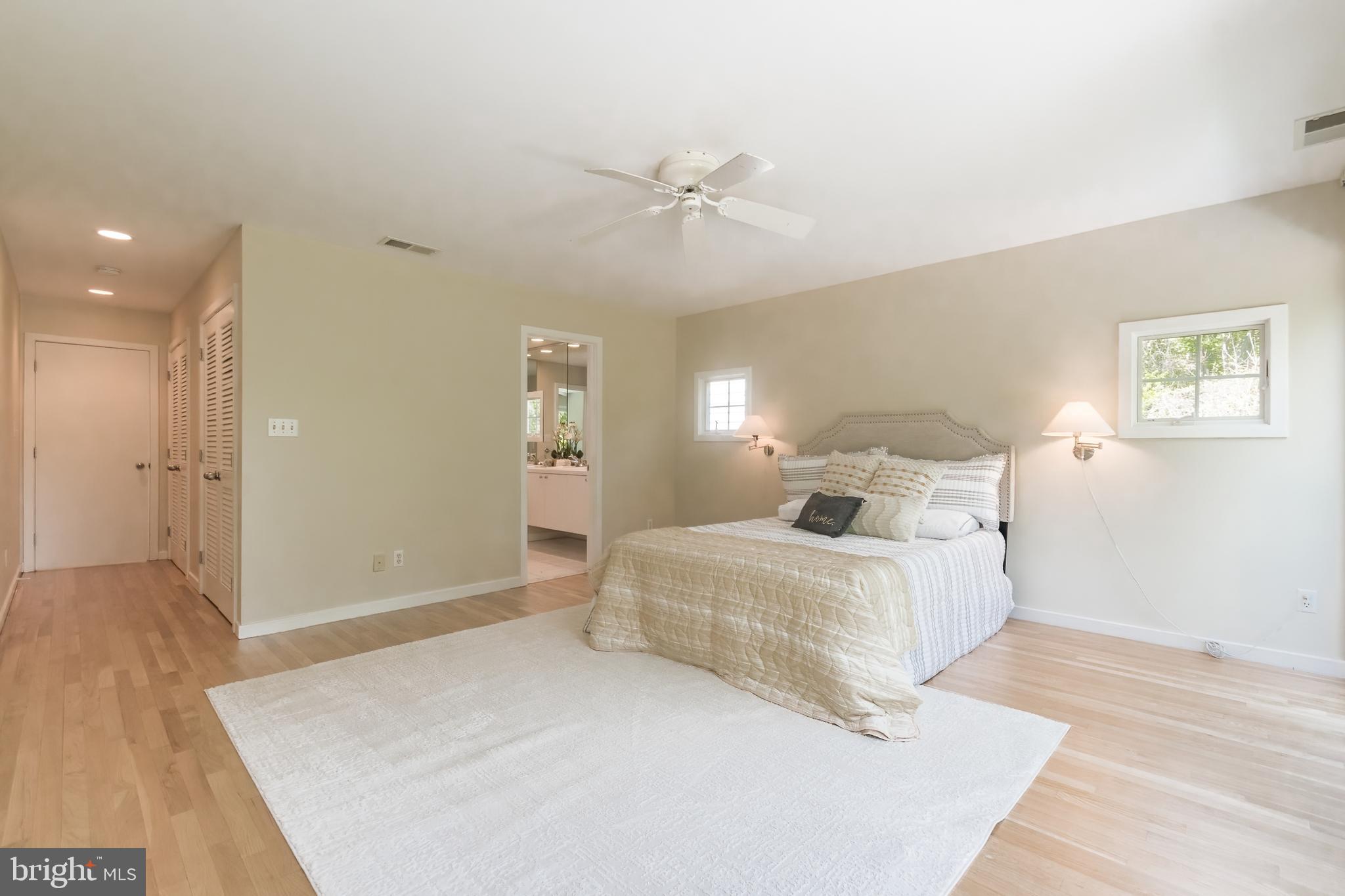 HOWARD FARM - Residential