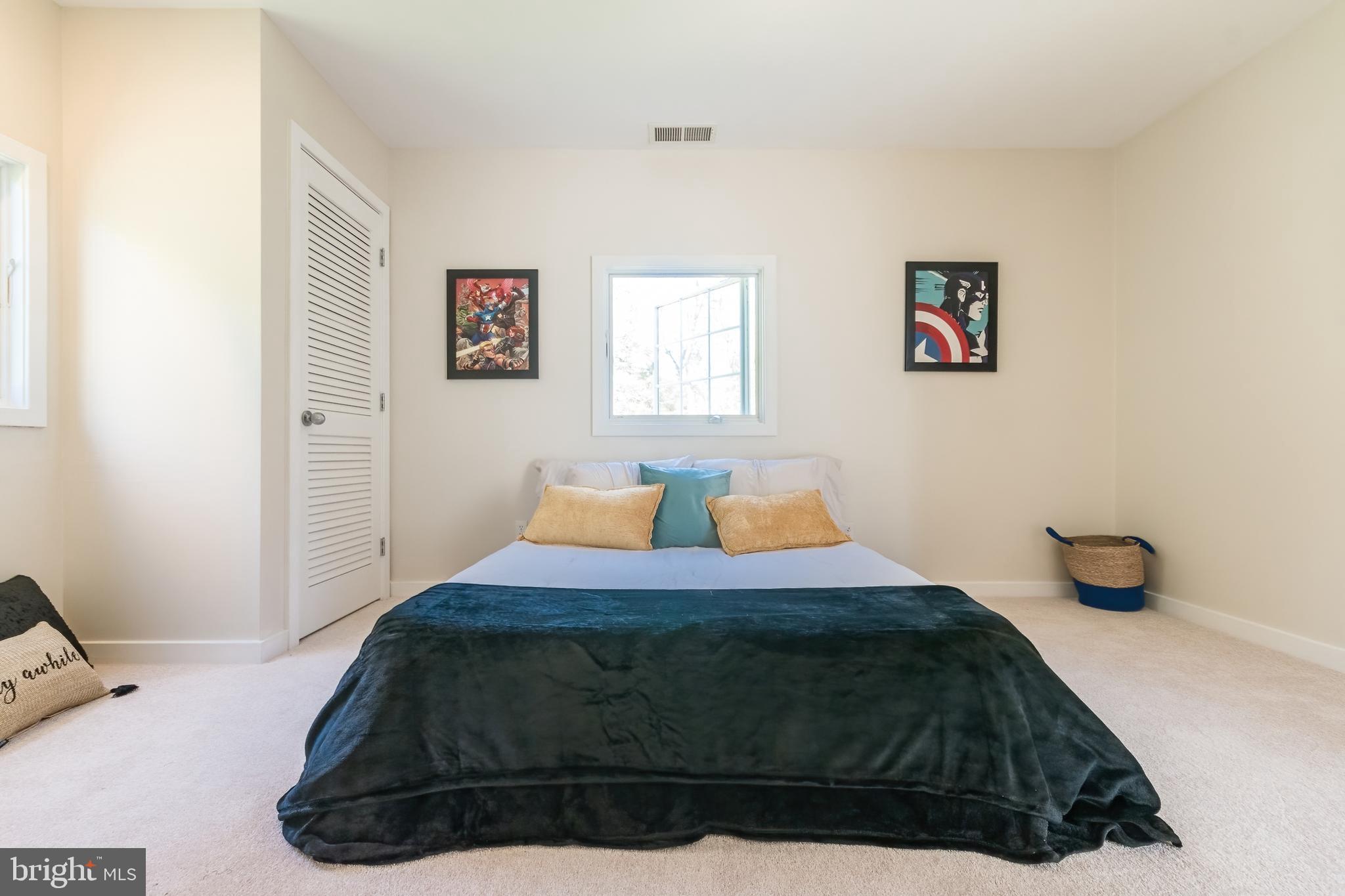 HOWARD FARM - Residential