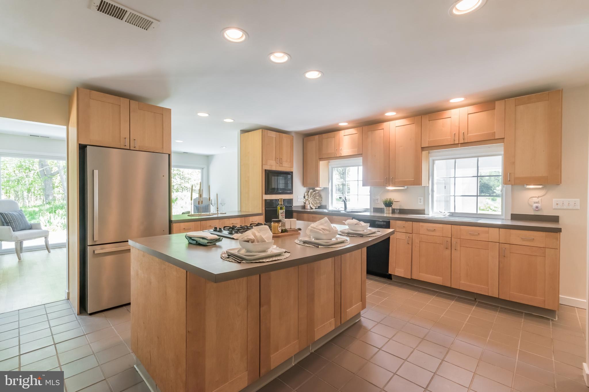 HOWARD FARM - Residential