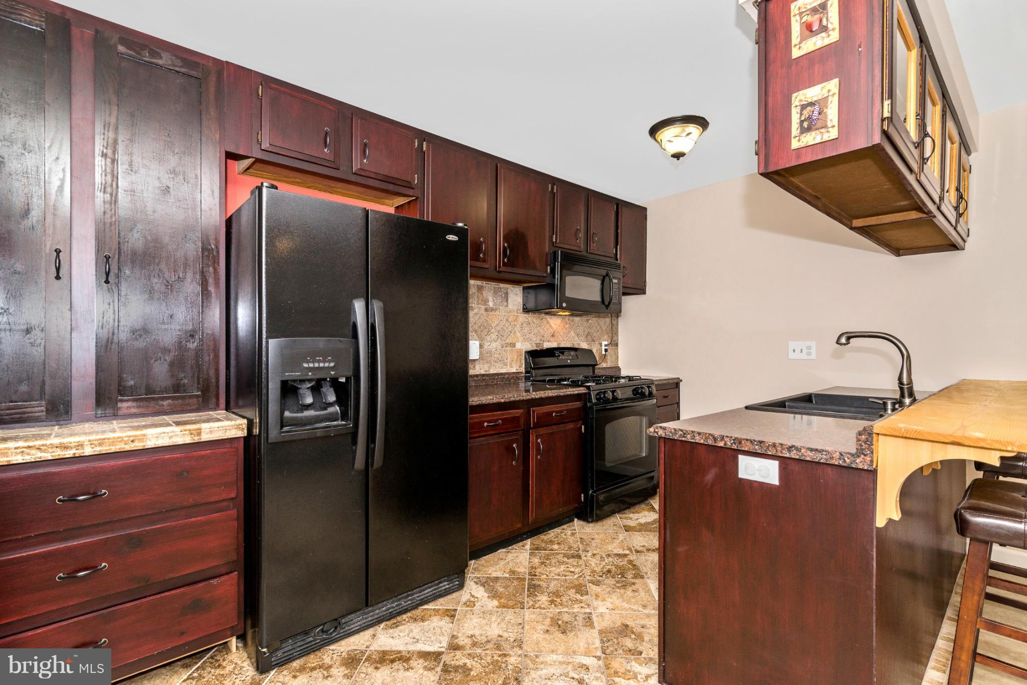 STONEGATE FARMS - Residential