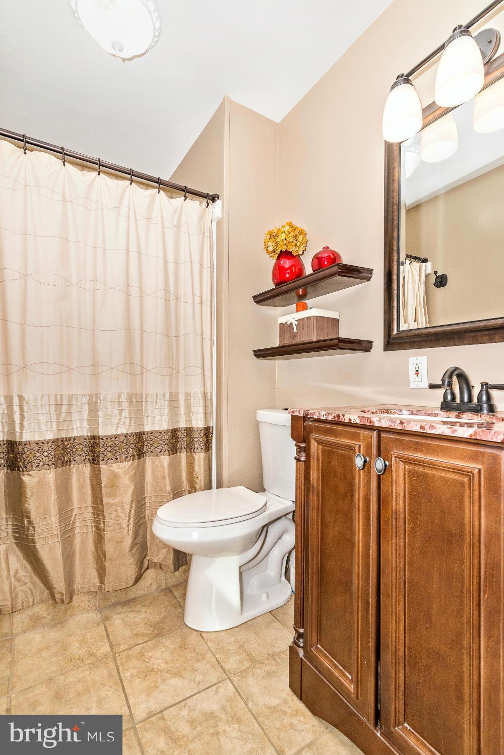 STONEGATE FARMS - Residential