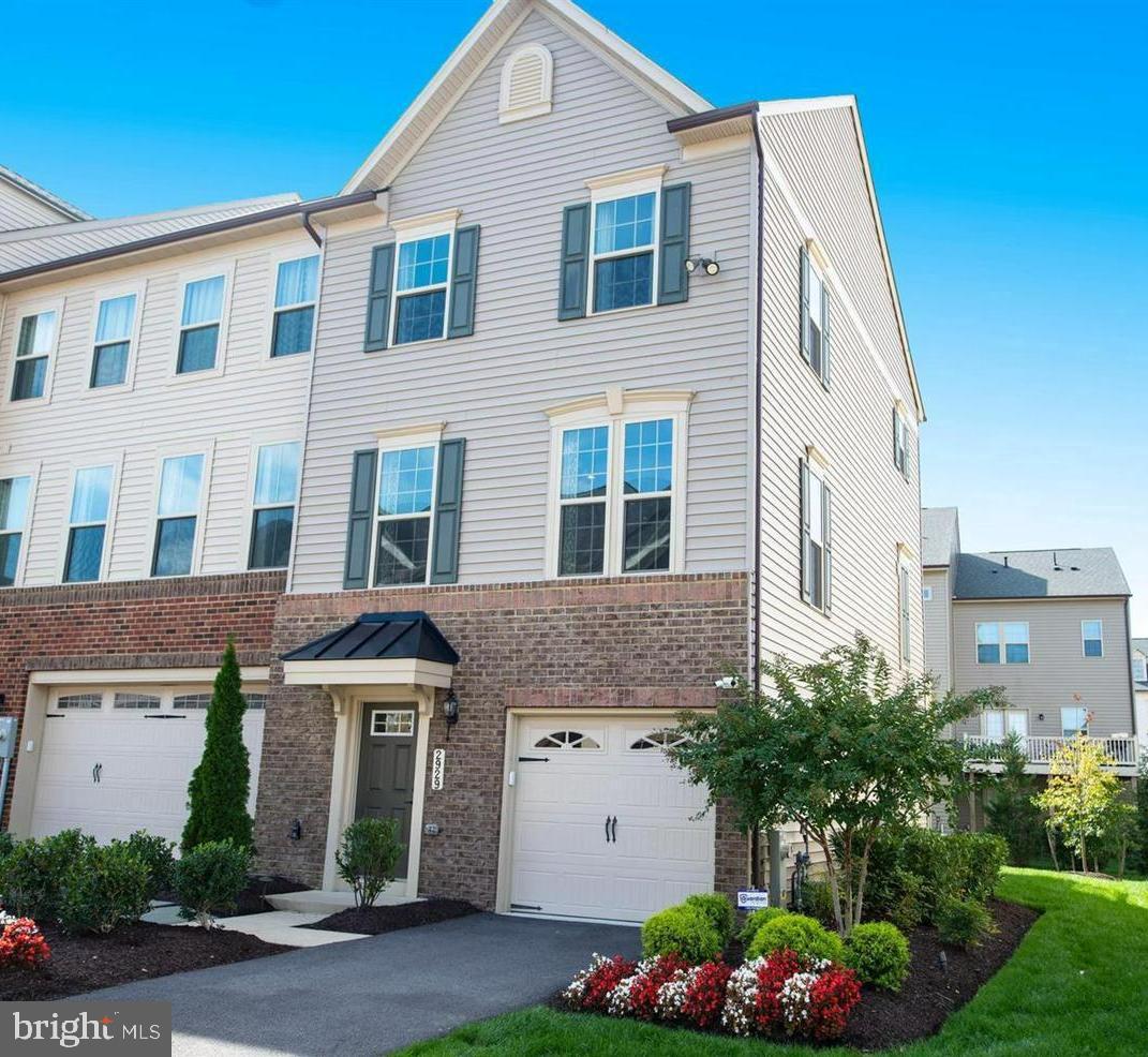 PARKSIDE - Residential Lease