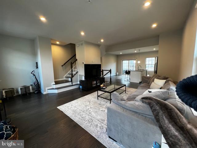 PARKSIDE - Residential Lease