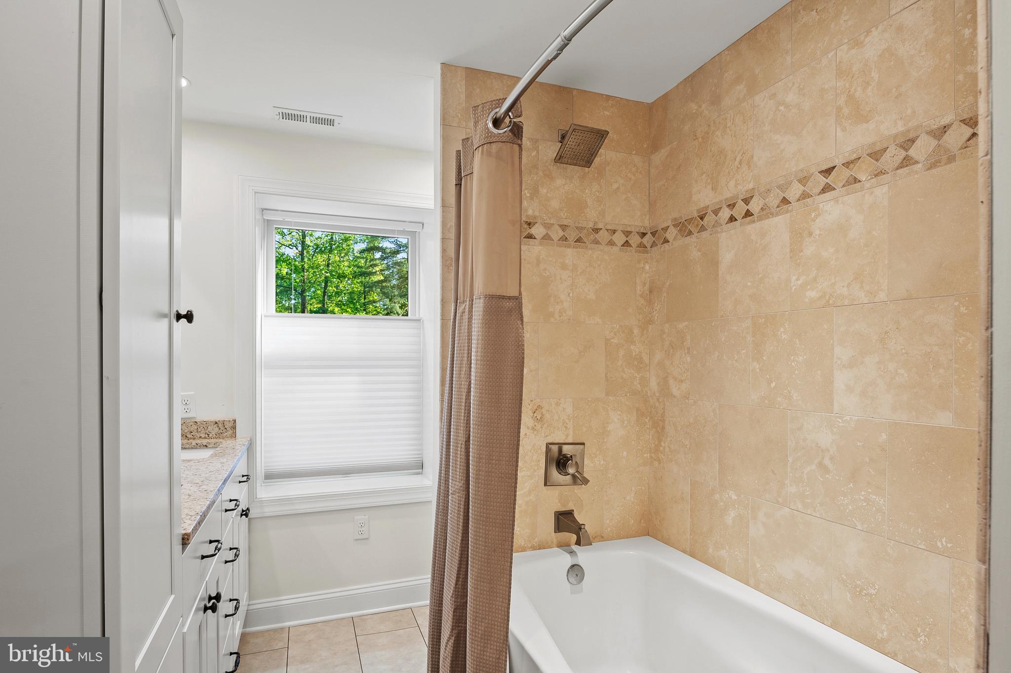 ARNOLD - Residential