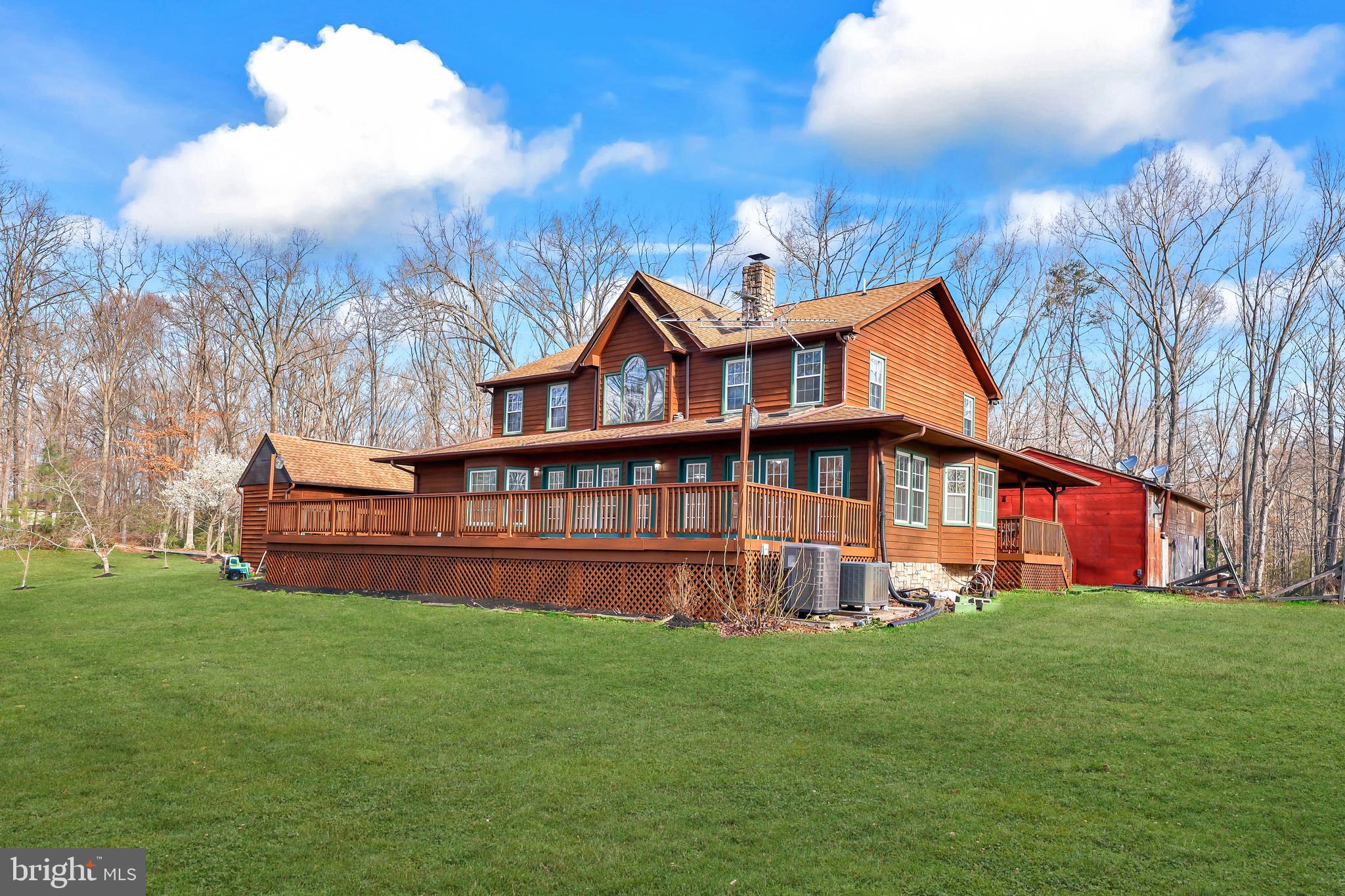 FARMER FAMILY - Residential