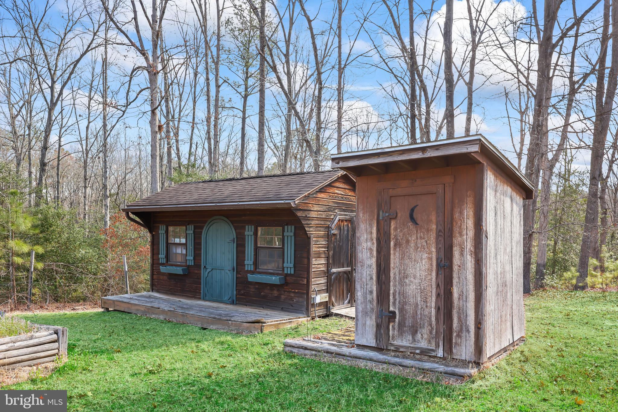 FARMER FAMILY - Residential