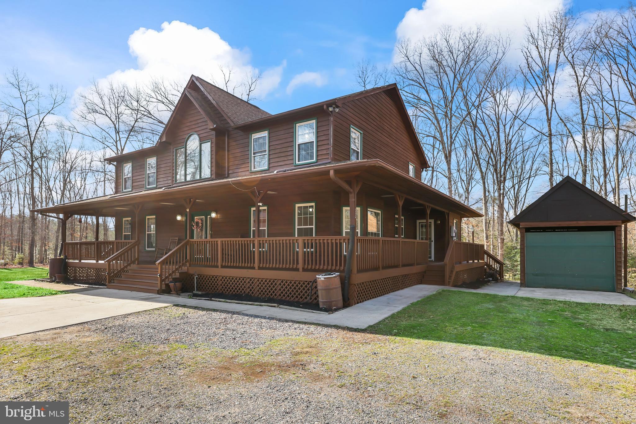 FARMER FAMILY - Residential