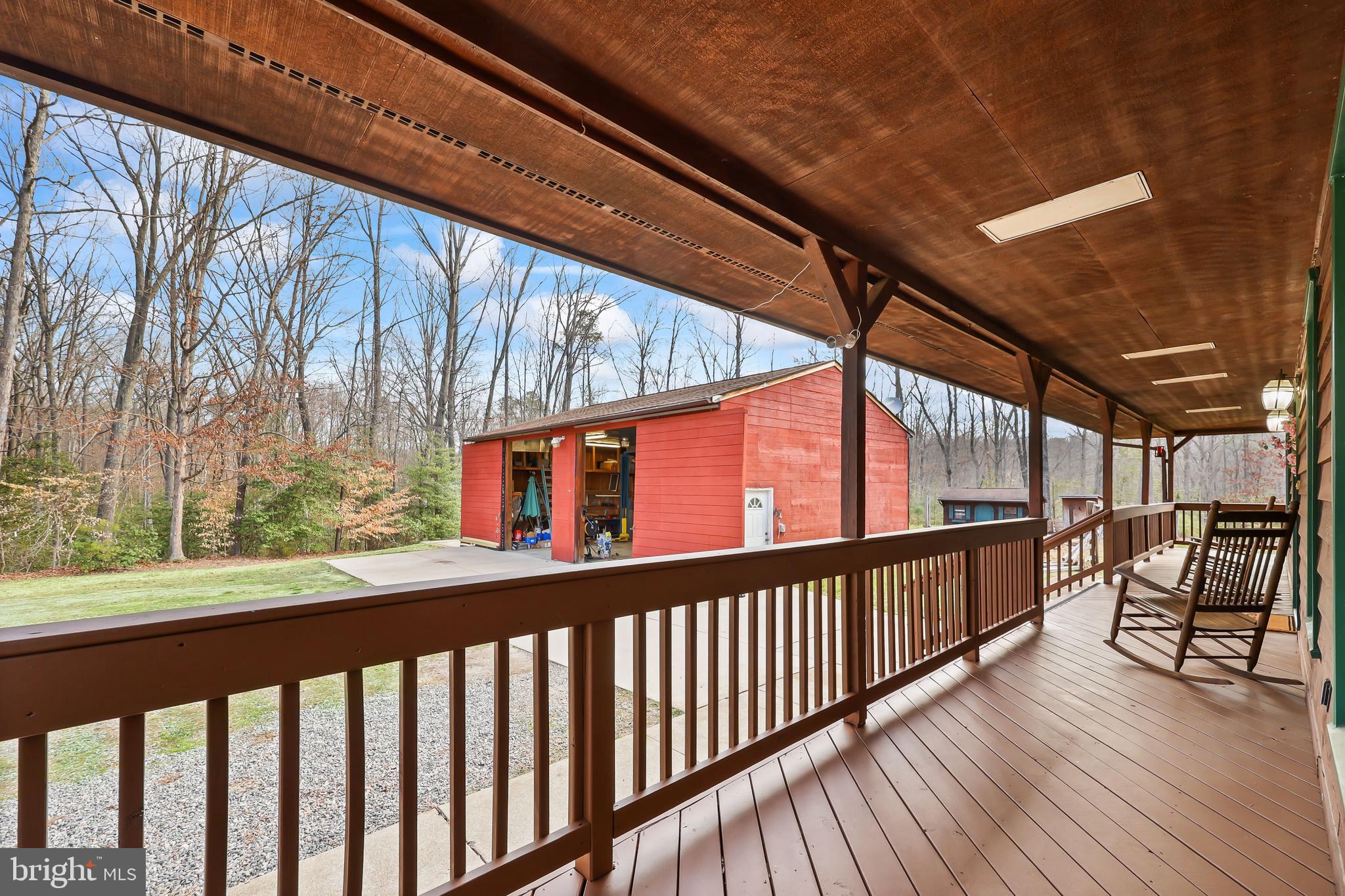 FARMER FAMILY - Residential