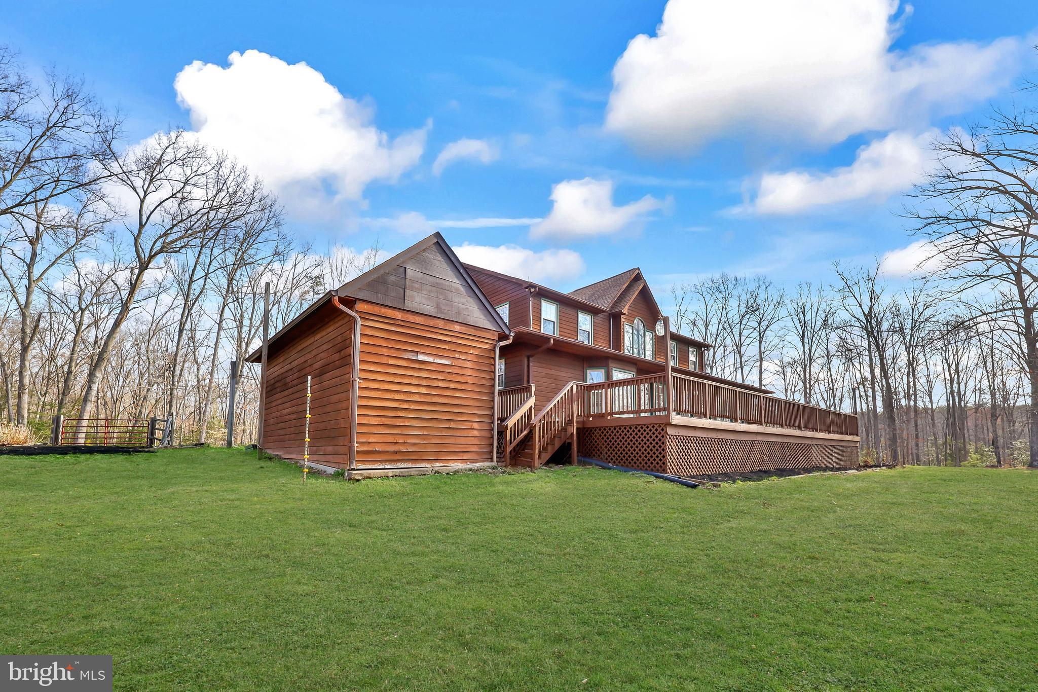 FARMER FAMILY - Residential