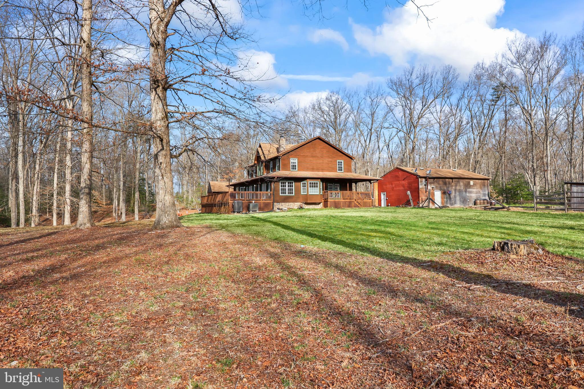 FARMER FAMILY - Residential