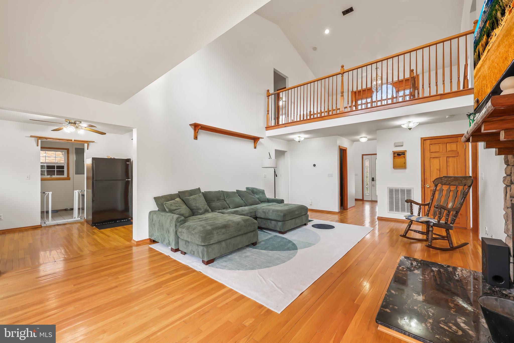 FARMER FAMILY - Residential