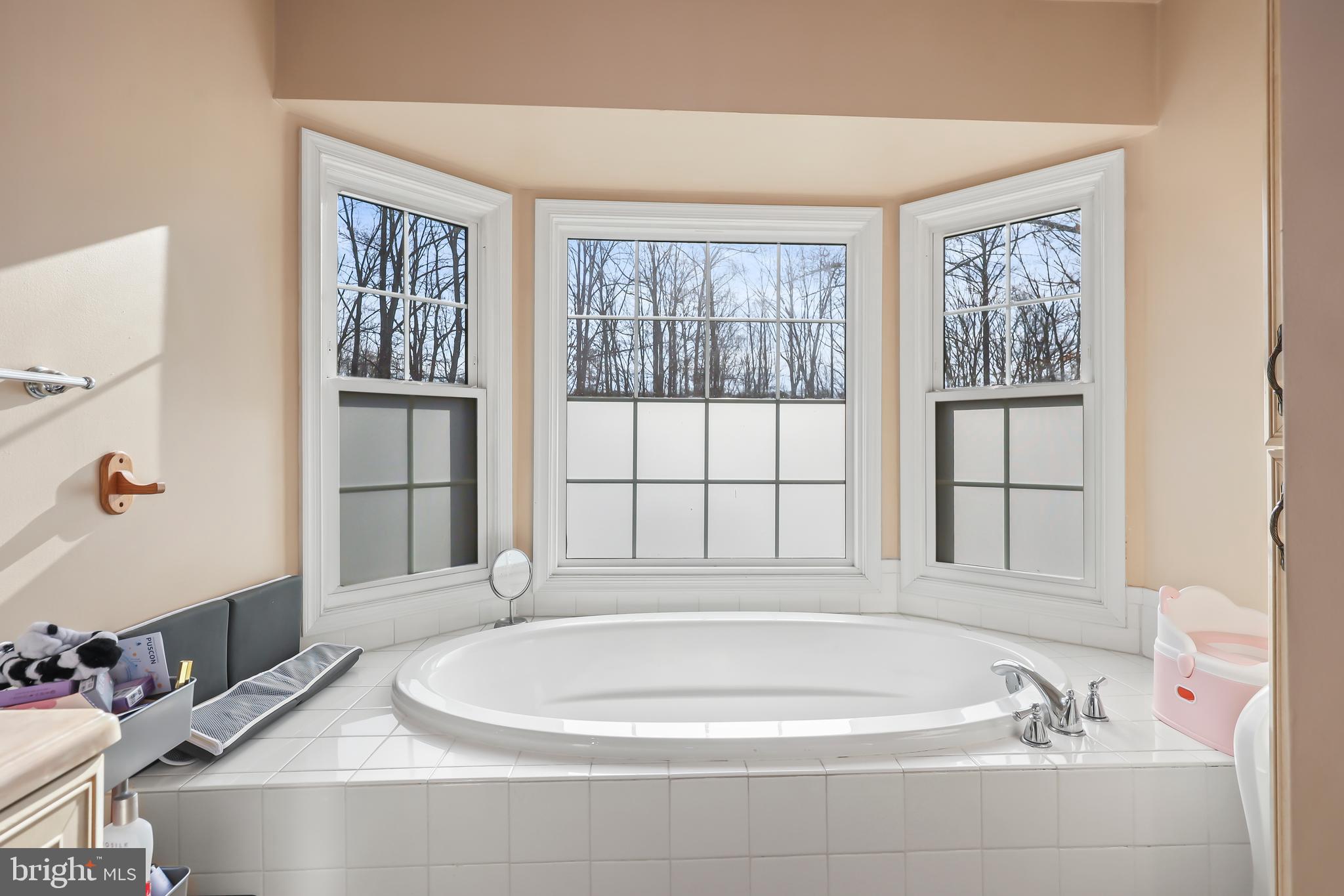 FARMER FAMILY - Residential